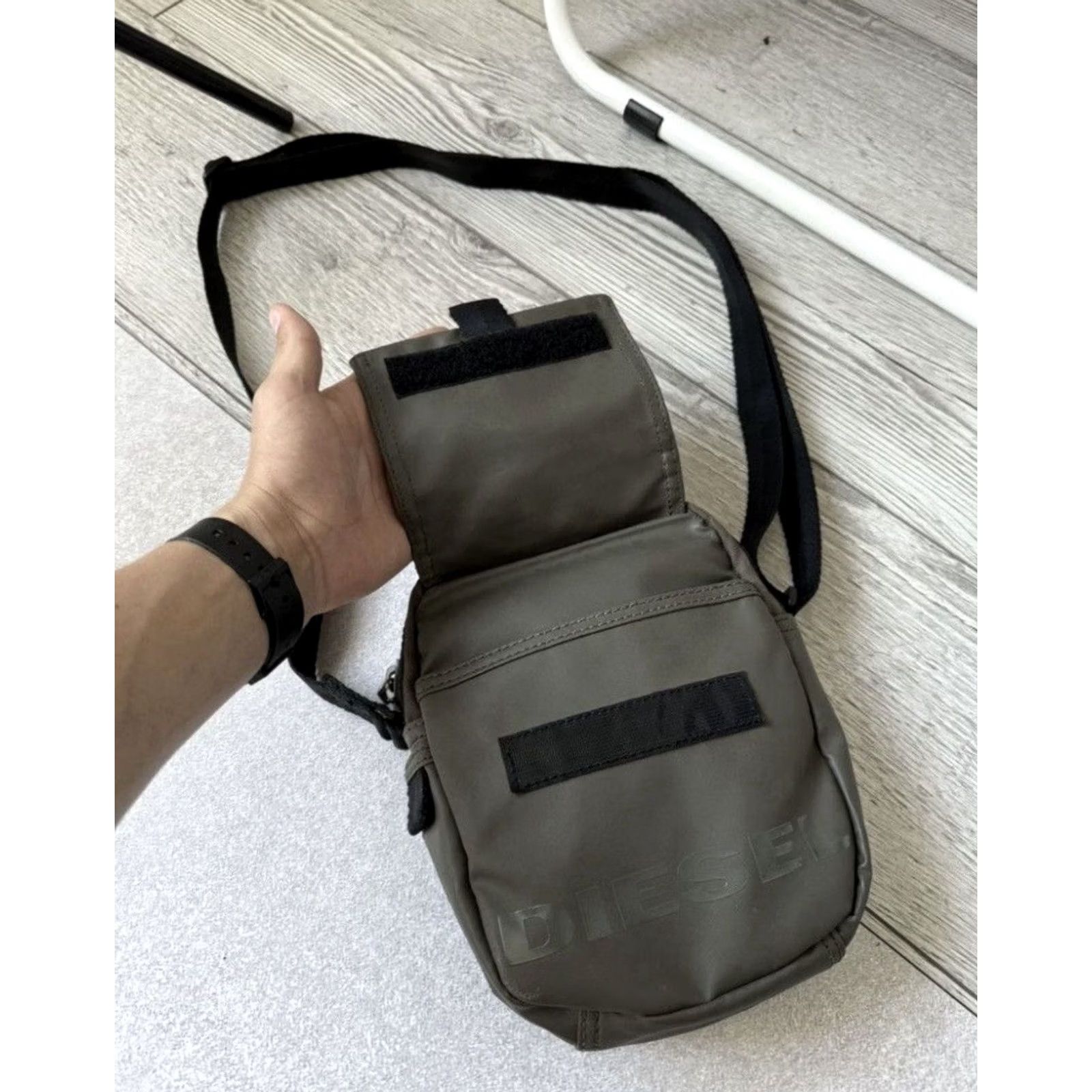 Diesel VINTAGE Diesel Shoulders Crossbody Bag Green Leather 90s Y2K Crossbody Mens Bag Vintage 90s Streetwear USA Japan Army City Leather Green Diesel Size ONE SIZE - 5 Thumbnail