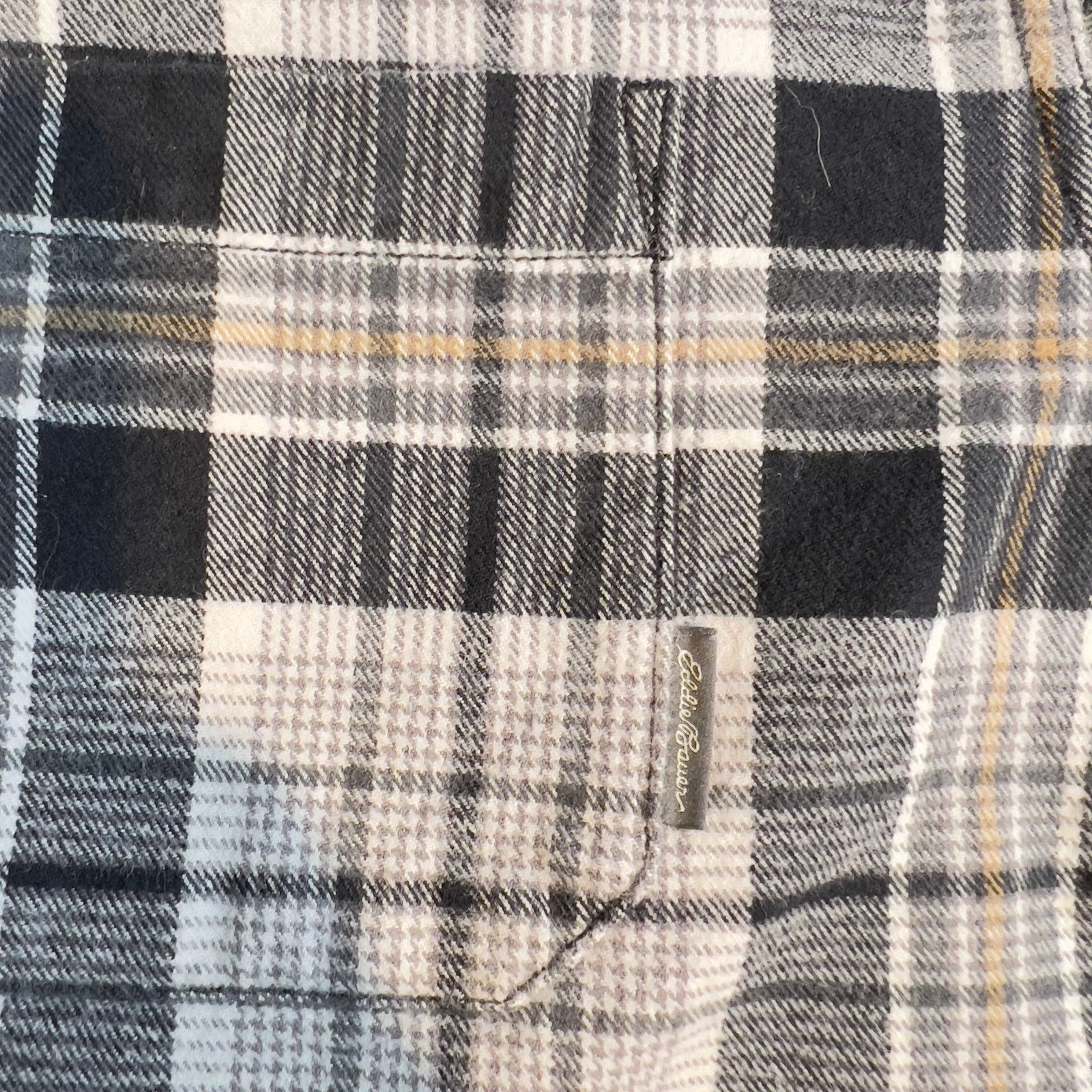 Eddie Bauer Eddie Bauer Button Shirt Men XL Classic Fit Flannel Size US XL / EU 56 / 4 - 12 Thumbnail