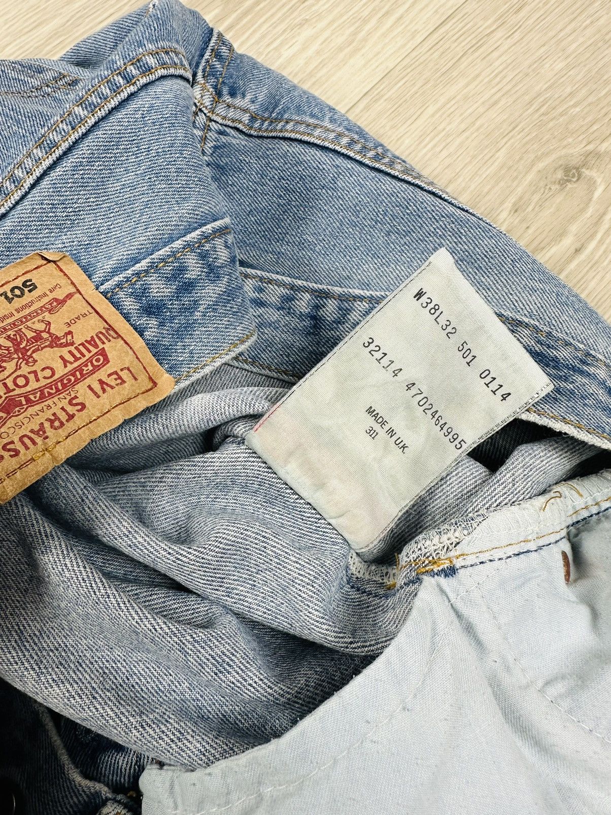 Levi's Vintage 90s Levi’s 501 Denim Jeans 38x32 Made in UK Size US 38 / EU 54 - 8 Thumbnail