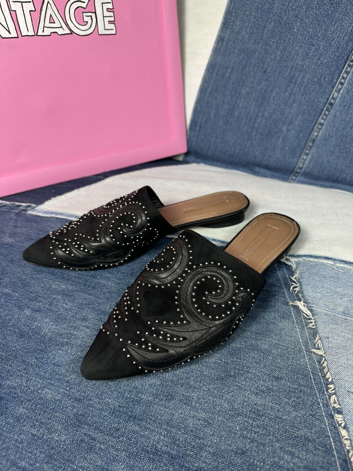 Bcbgmaxazria BCBGMAXAZRIA Nola Mules Suede Leather Black Flat Size US 8.5 / IT 38.5 - 18 Thumbnail