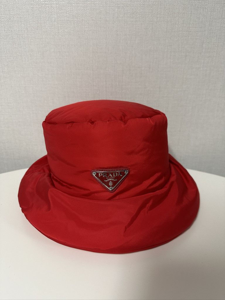 Prada Padded Bucket hat Size ONE SIZE - 1 Thumbnail