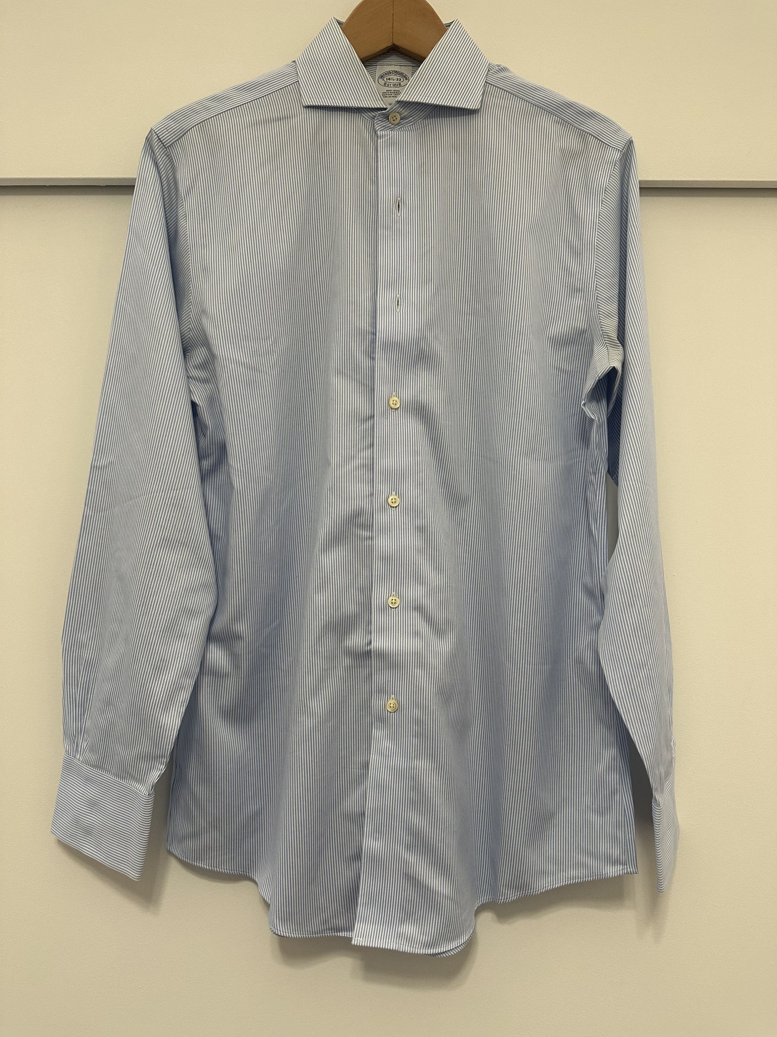 Brooks Brothers Supima Pinstripe Cutaway Collar Non-Iron (14.5/33) Size US S / EU 44-46 / 1 - 1 Thumbnail