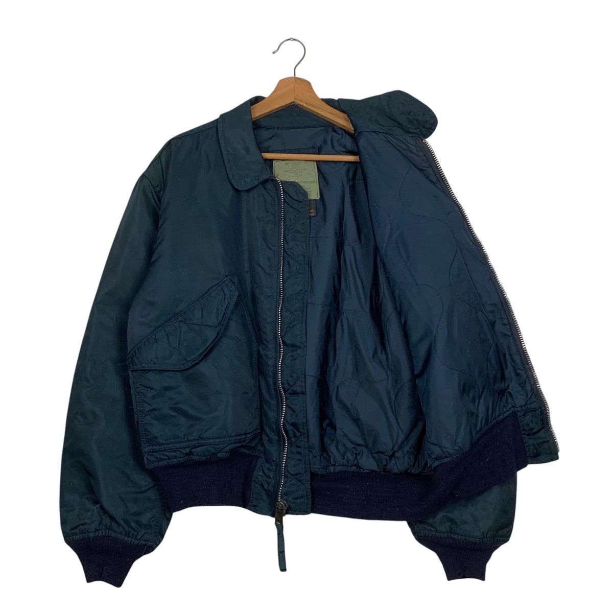 Alpha Industries ☀️Vintage CWU-45/P by Alpha Industries bomber jacket Size US L / EU 52-54 / 3 - 8 Thumbnail