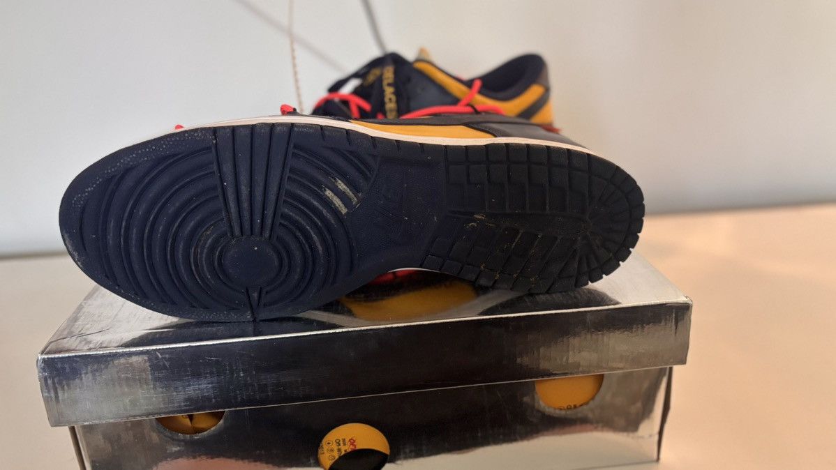Nike × Off-White Nike X Off-White Dunk slow University Gold Size US 13 / EU 46 - 13 Thumbnail