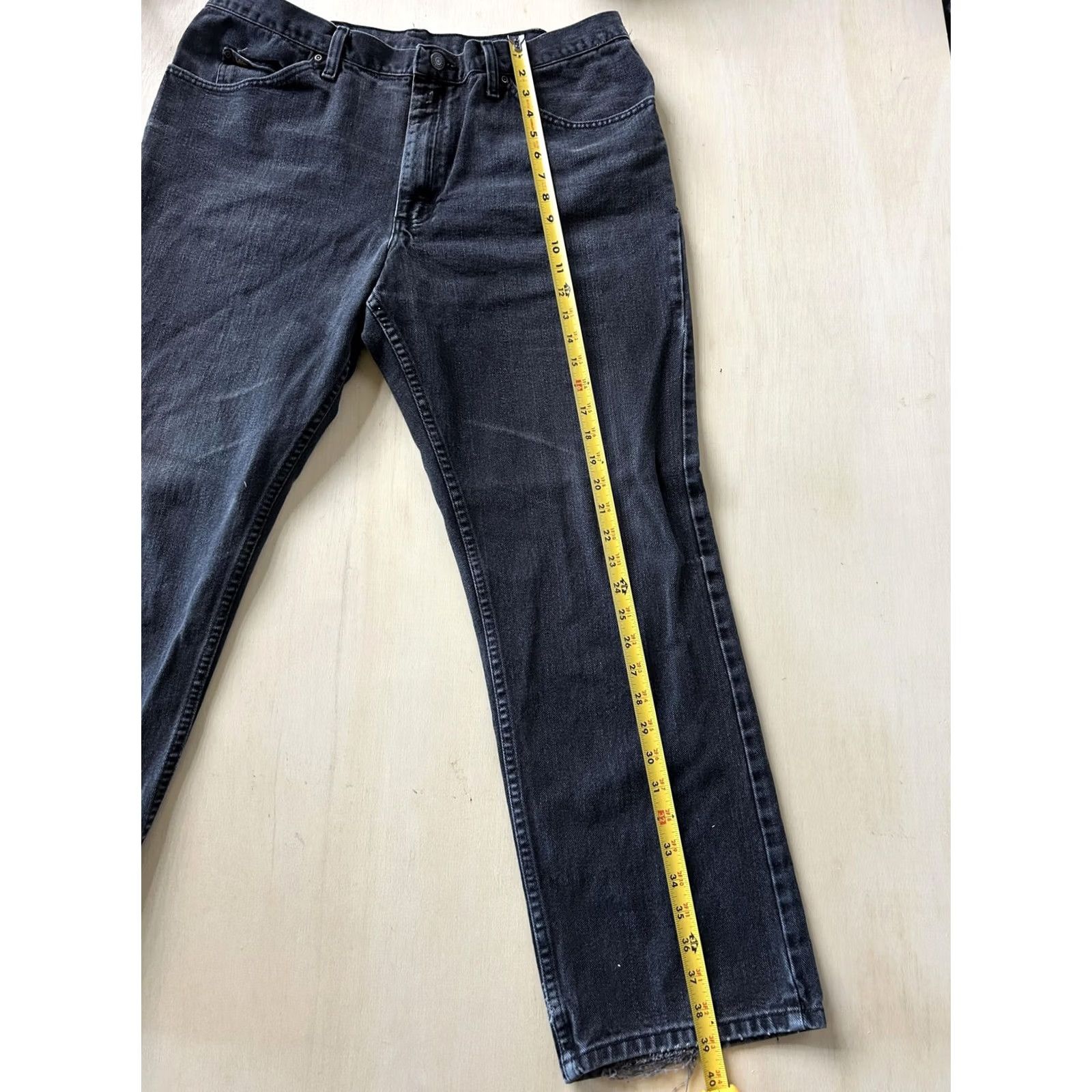 Wrangler Wrangler Jeans Mens Gray Denim Straight Leg Charcoal Wash Casual Pants Size US 40 / EU 56 - 2 Thumbnail