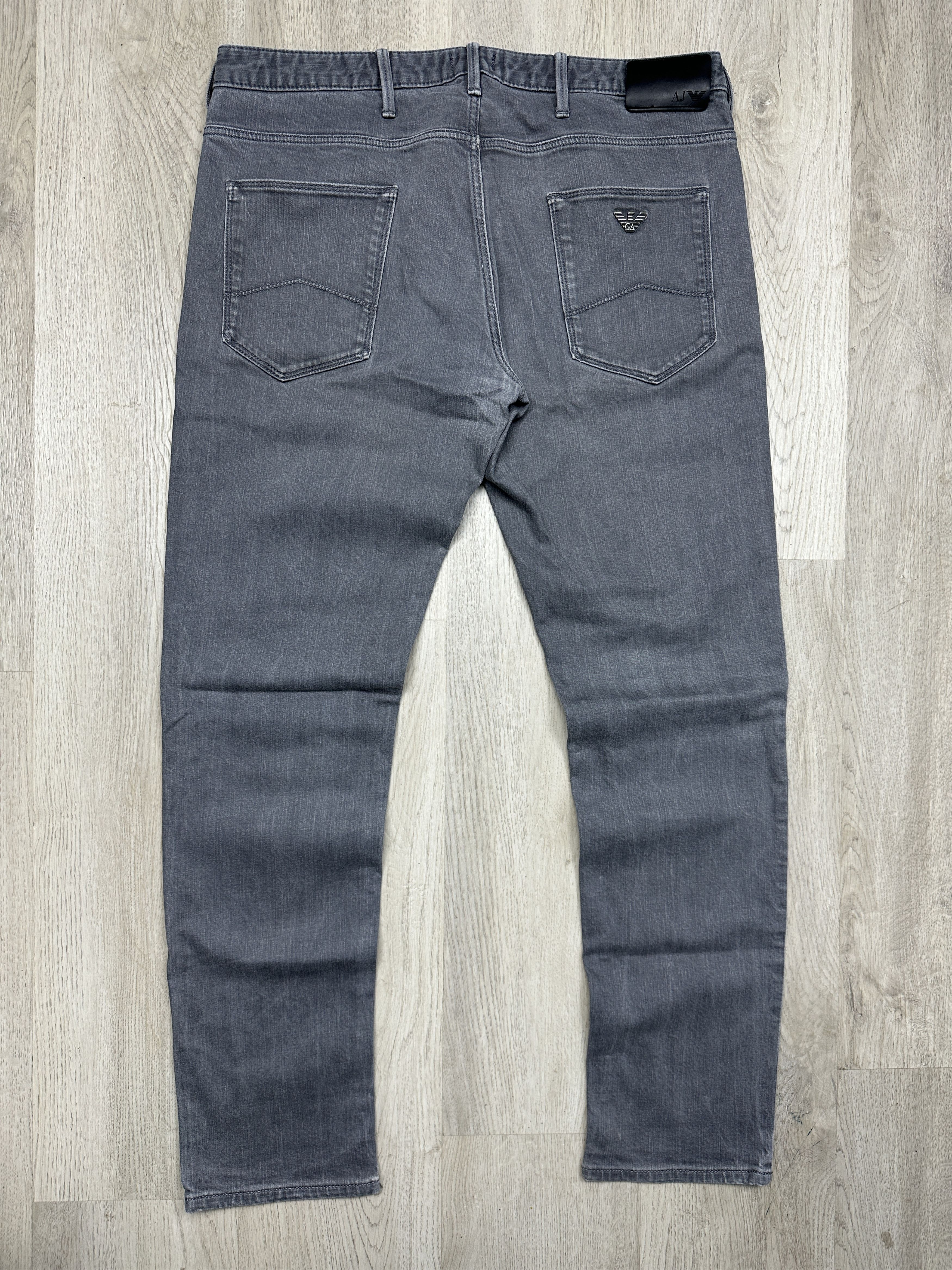 Armani Armani Jeans Vintage Mens Denim Pants Jeans Size US 34 / EU 50 - 1 Thumbnail