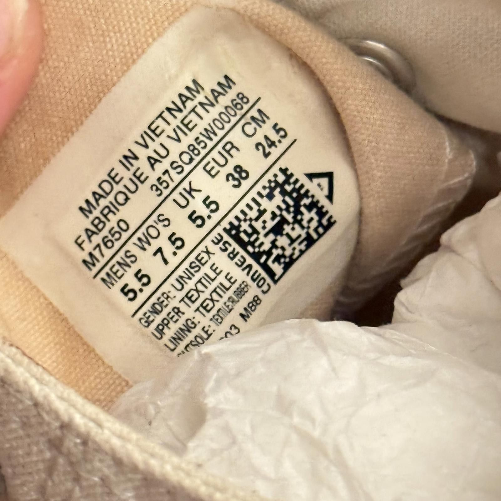 Converse cream converse chuck taylor high tops Size US 7.5 / IT 37.5 - 4 Thumbnail