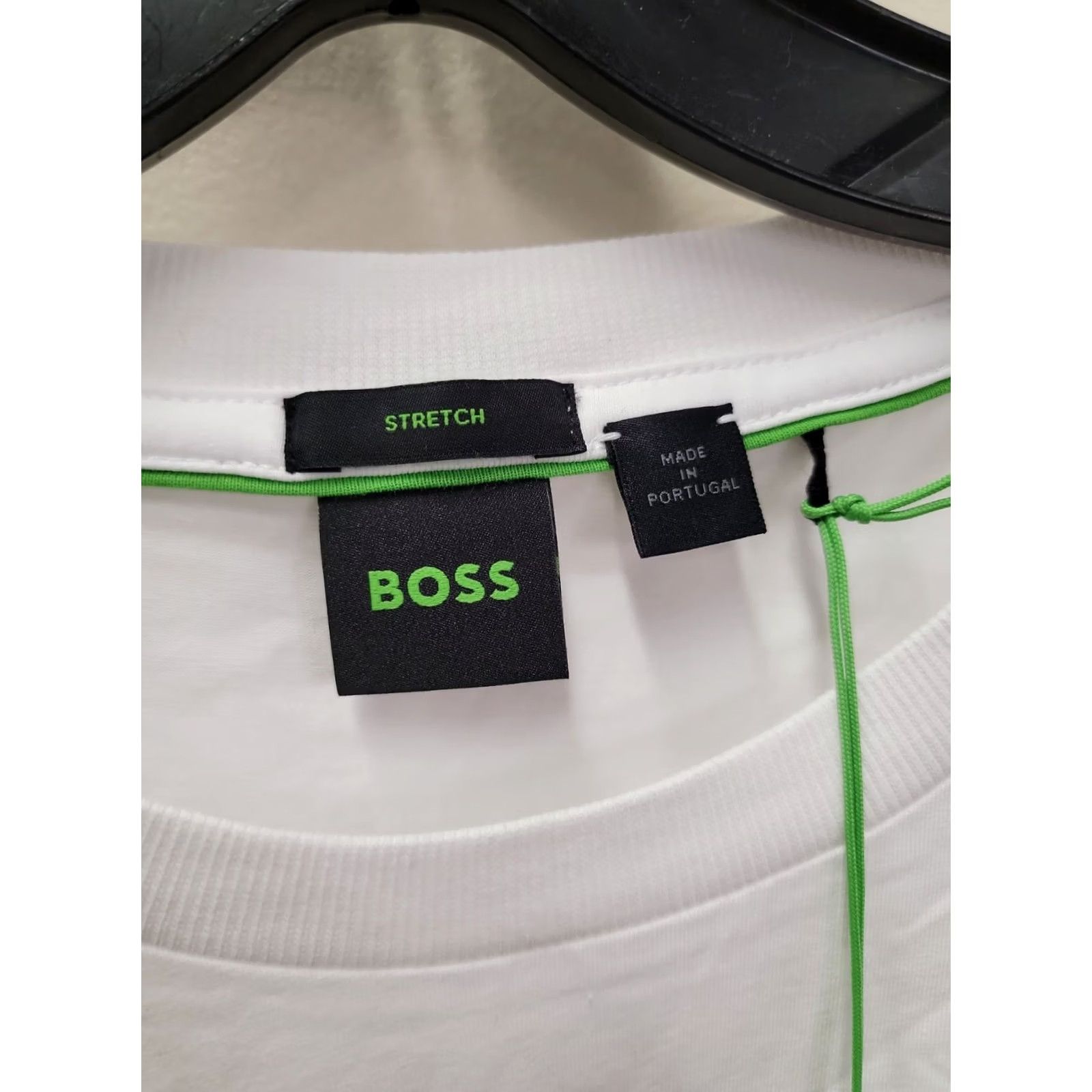 Hugo Boss HUGO BOSS T-Shirt Mens XL Crew Neck Short Sleeve White Logo NWT Tape Size US XL / EU 56 / 4 - 3 Thumbnail