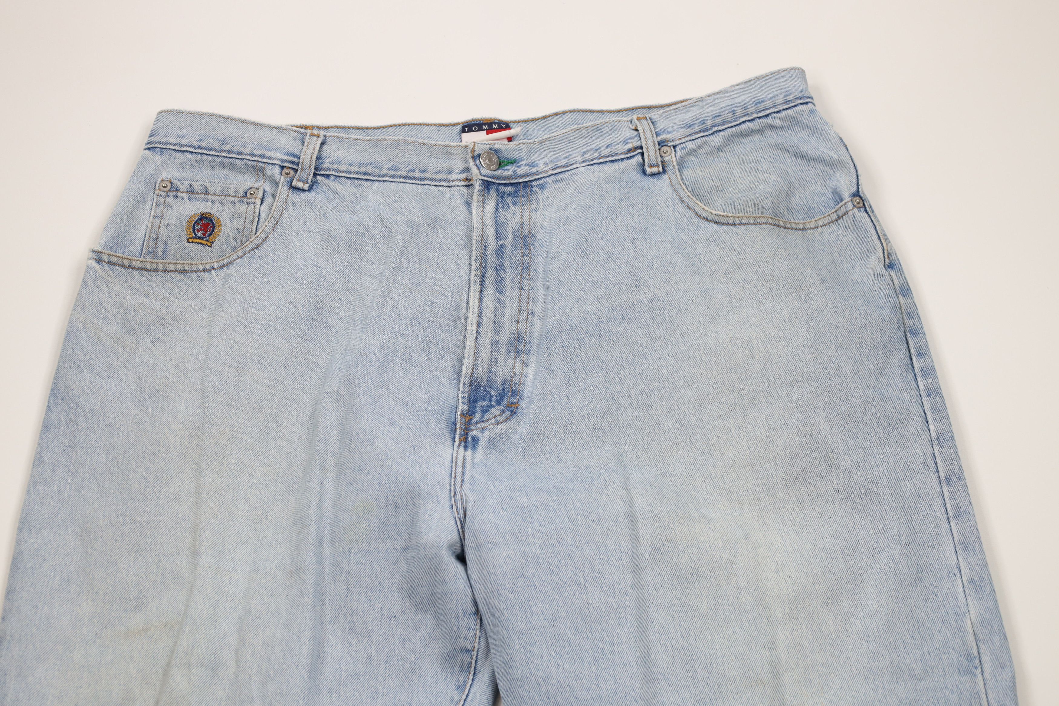 Tommy Hilfiger × Vintage Vintage 90s Tommy Hilfiger Relaxed Fit Tapered Leg Jeans Size US 40 / EU 56 - 2 Thumbnail