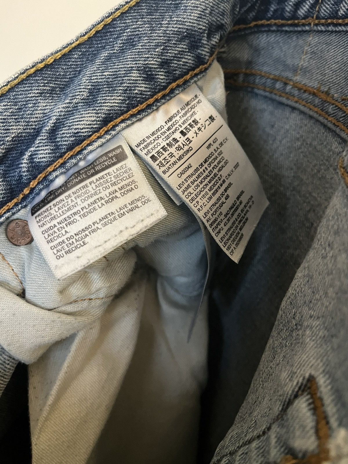 Levi's Vintage Levi’s 90s Made in the USA Size US 34 / EU 50 - 3 Thumbnail
