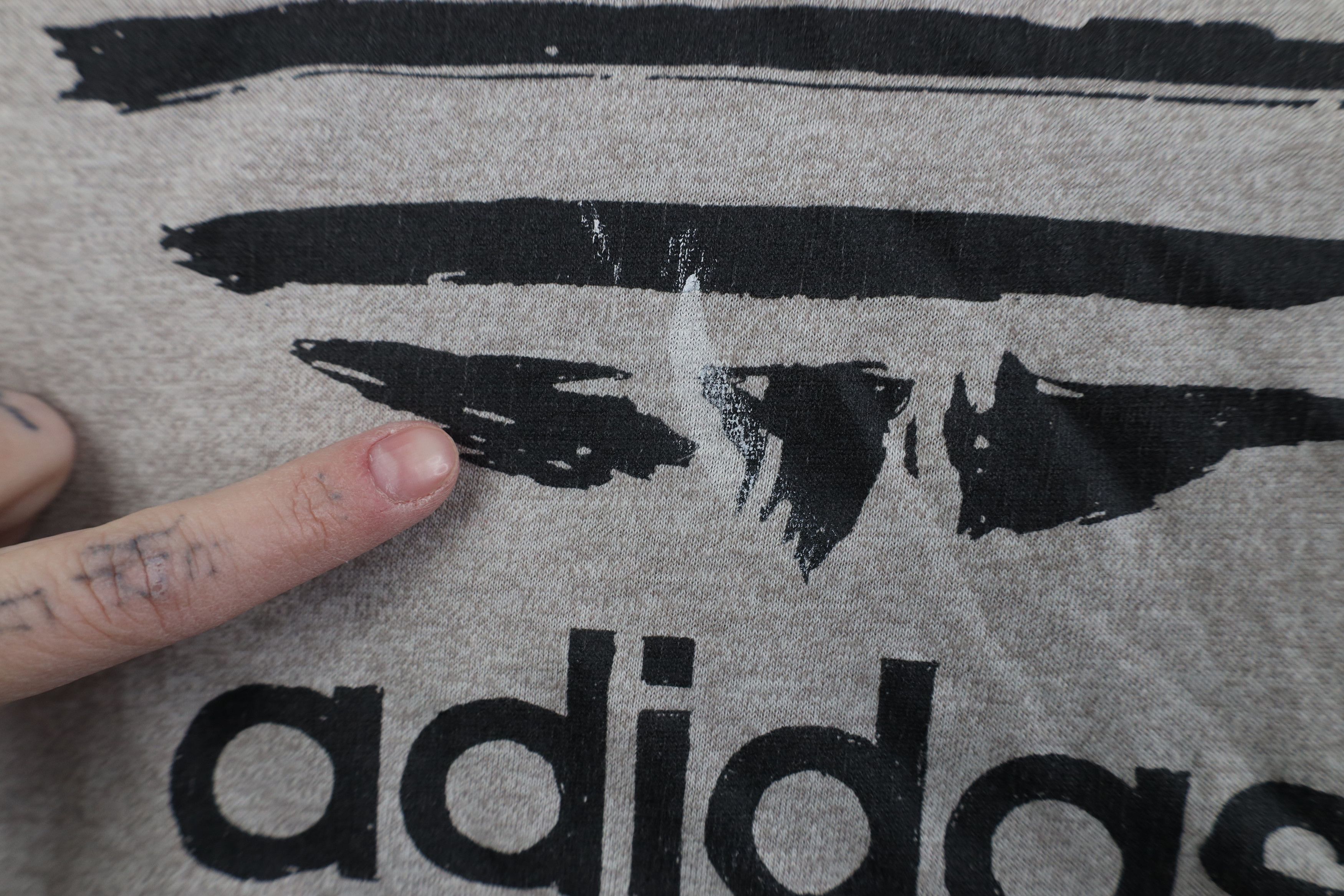 Adidas Vintage 70s 80s Adidas Spell Out Trefoil T-Shirt Gray USA Size US L / EU 52-54 / 3 - 5 Thumbnail