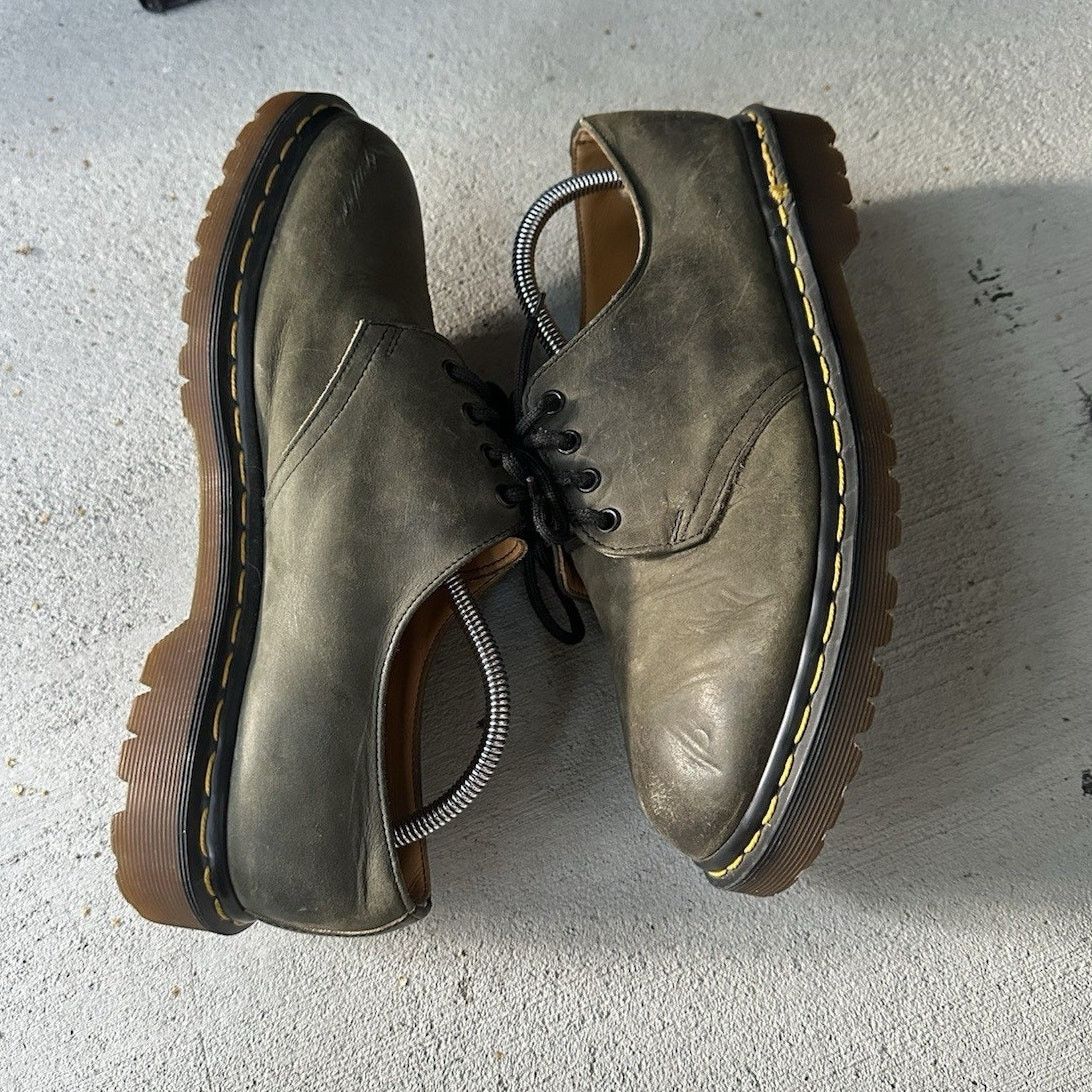 Dr. Martens Dr. Martens England Dusty Green Leather Oxford UK 10 US 11 Size US 11 / EU 44 - 3 Thumbnail