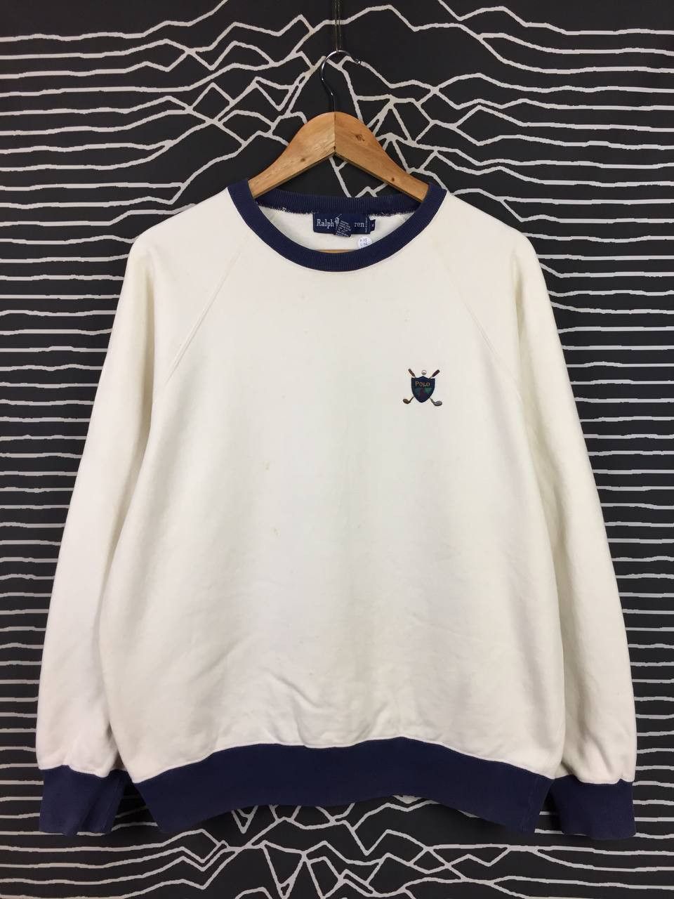 Ralph Lauren Vtg 90s Ralph Lauren Cream Golf Crest Logo Sweatshirt Size M Size US M / EU 48-50 / 2 - 1 Thumbnail