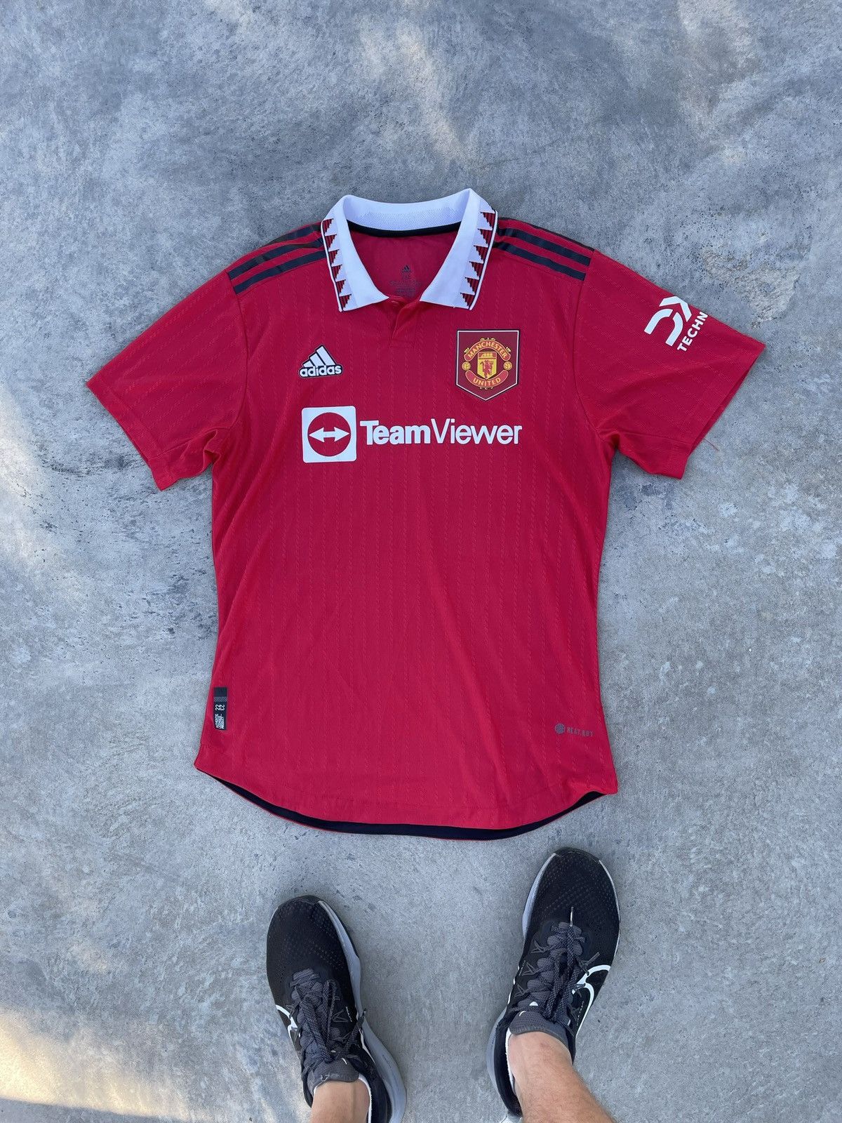 Other MANCHESTER UNITED 2023 SOCCER Y2K FOOTBALL JERSEY BLOKECORE Size US L / EU 52-54 / 3 - 7 Thumbnail