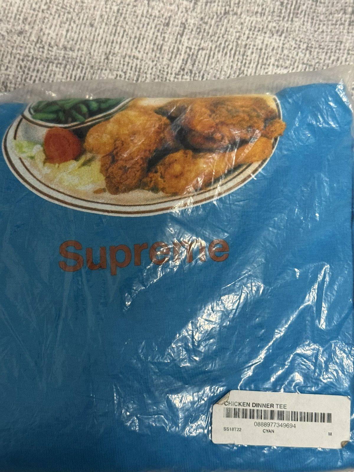 Supreme Supreme chicken dinner tee blue T-shirt Size US M / EU 48-50 / 2 - 2 Thumbnail