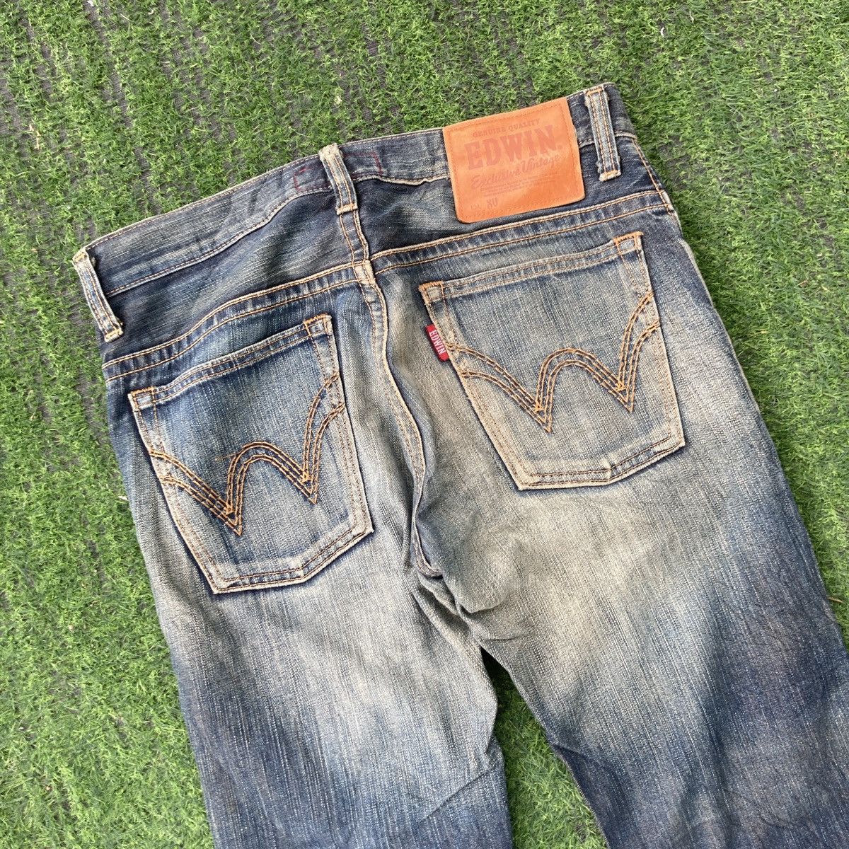 Edwin EDWIN EXCLUSIVE VINTAGE FLARED RIPPED BOOTCUT JEANS Size US 31 - 9 Thumbnail