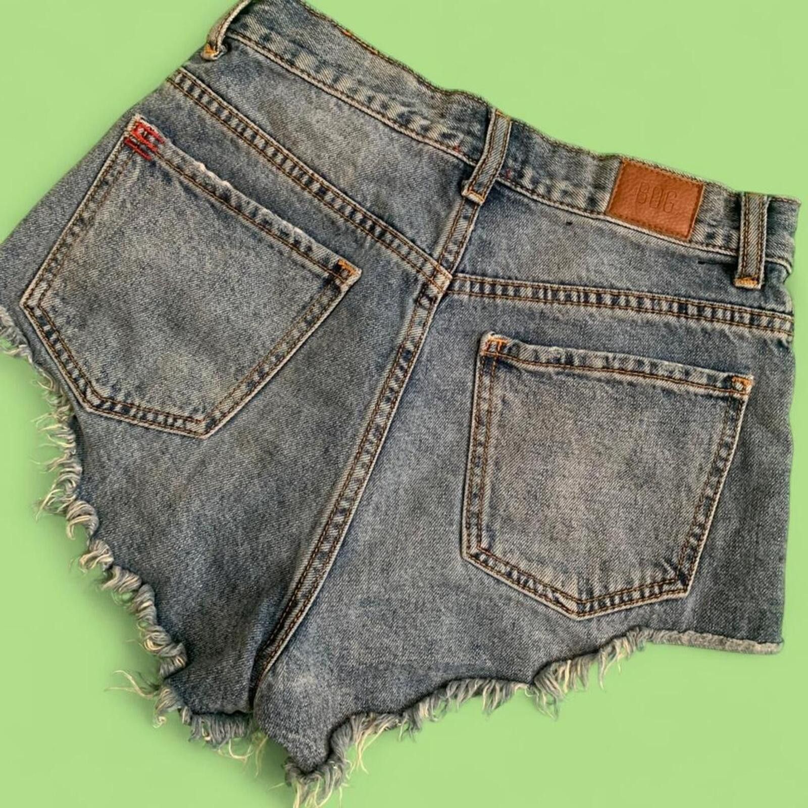Urban Outfitters Urban Outfitters Women's Blue Shorts Size 25" / US 0 / IT 36 - 1 Thumbnail