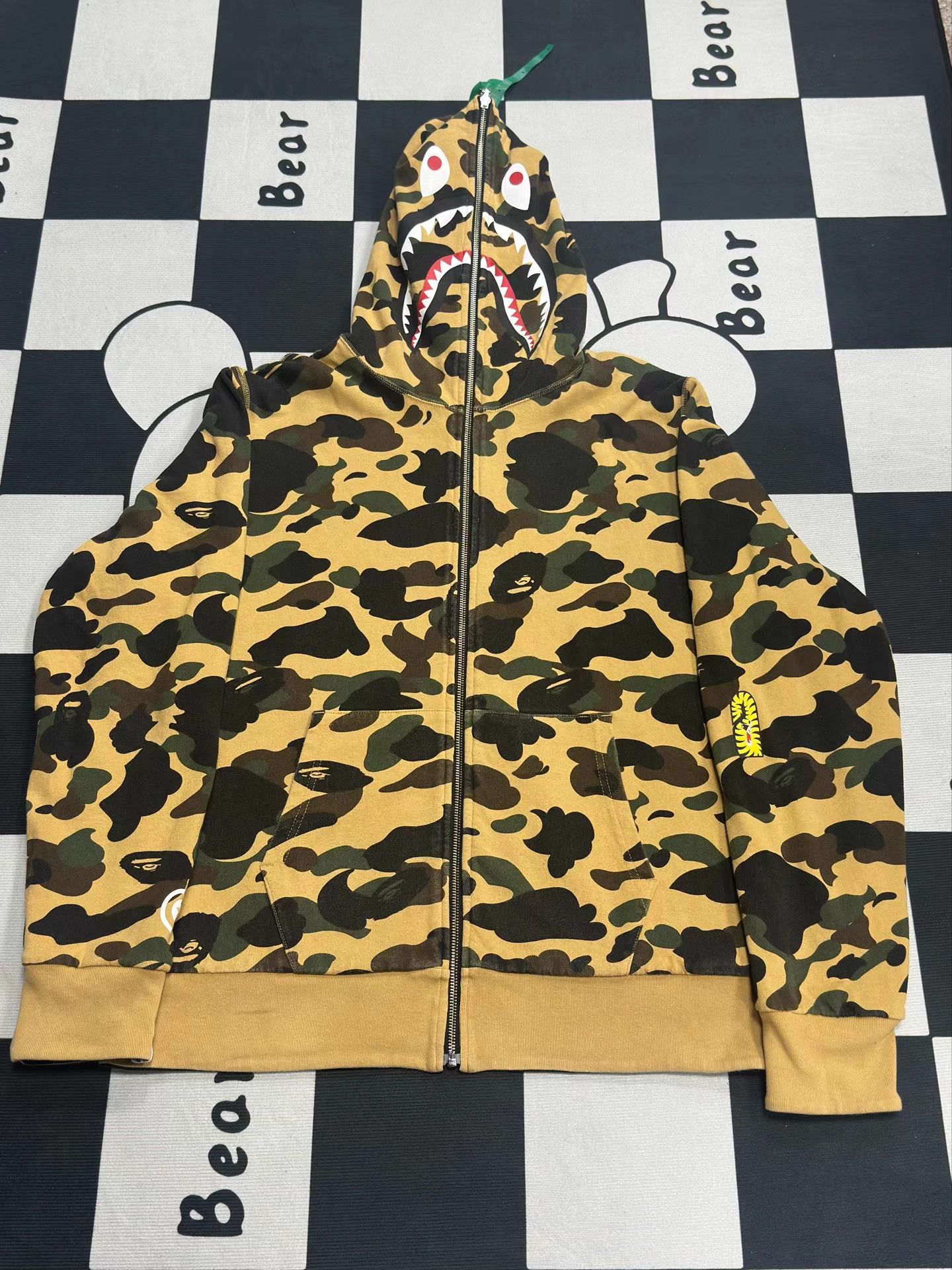 Bape BAPE Reversible Camo Shark Full-Zip Hoodie K5 Size US XL / EU 56 / 4 - 3 Thumbnail