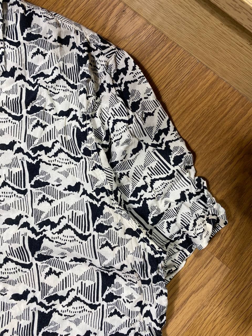 Allsaints Hawaiian shirt allsaints streetwear y2k shirt Size US S / EU 44-46 / 1 - 8 Thumbnail