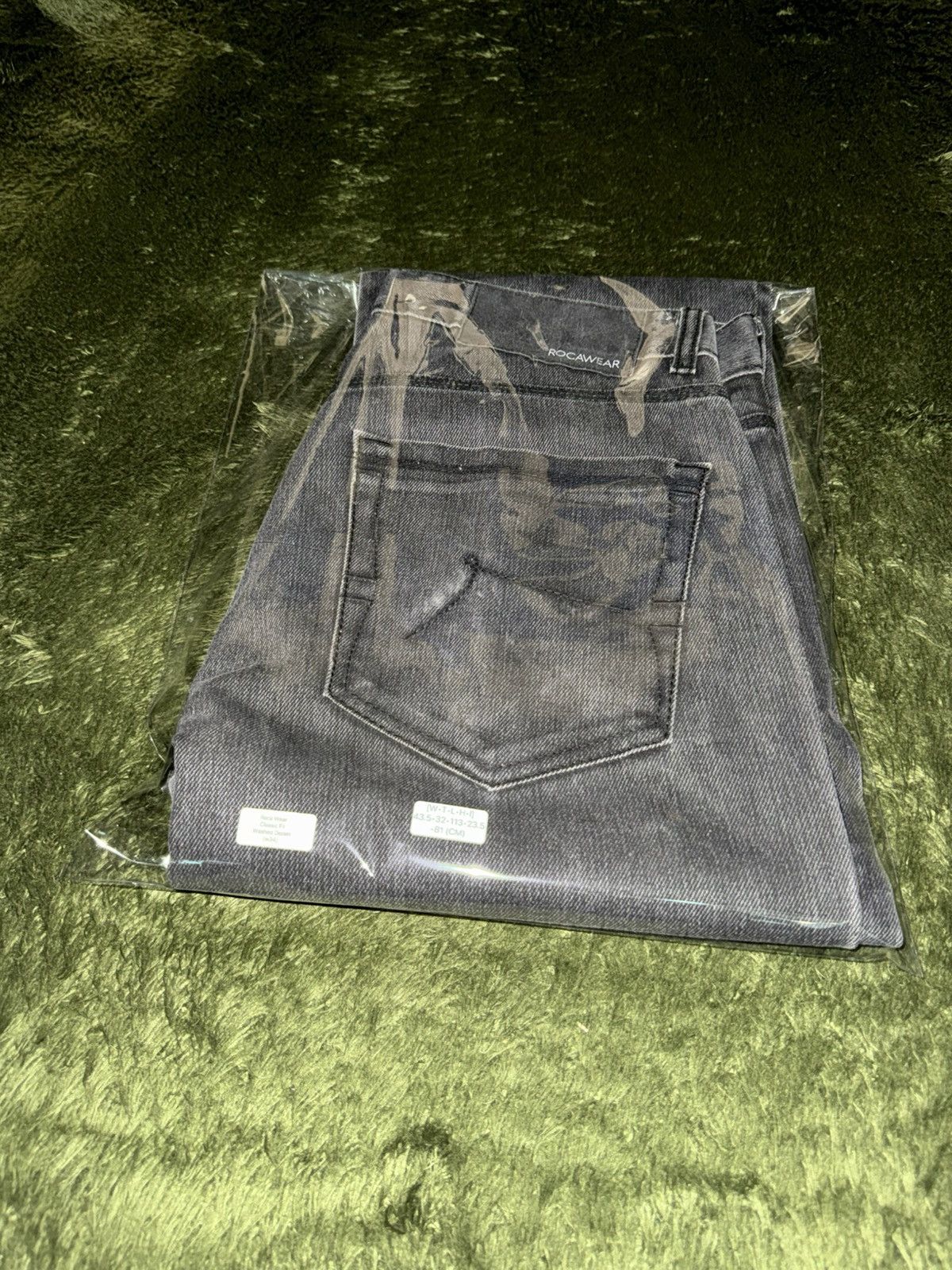 Rocawear [34] Rocawear Vintage Washed Textured Denim Pants Size US 34 / EU 50 - 12 Thumbnail