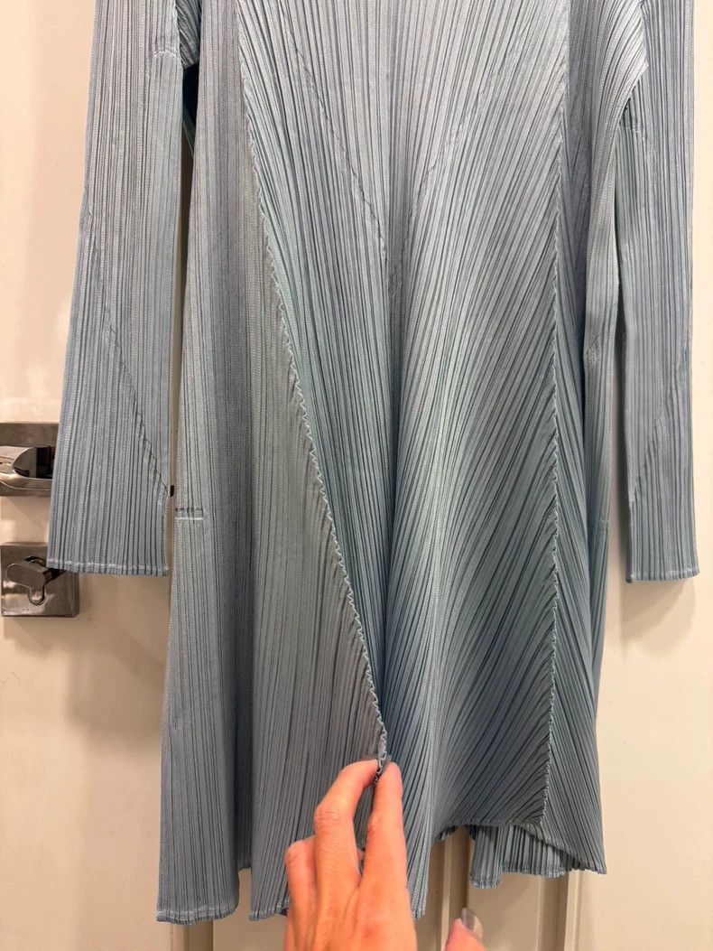 Issey Miyake Issey Miyake size:3 Lake water green short skirt Size XS / US 0-2 / IT 36-38 - 2 Thumbnail