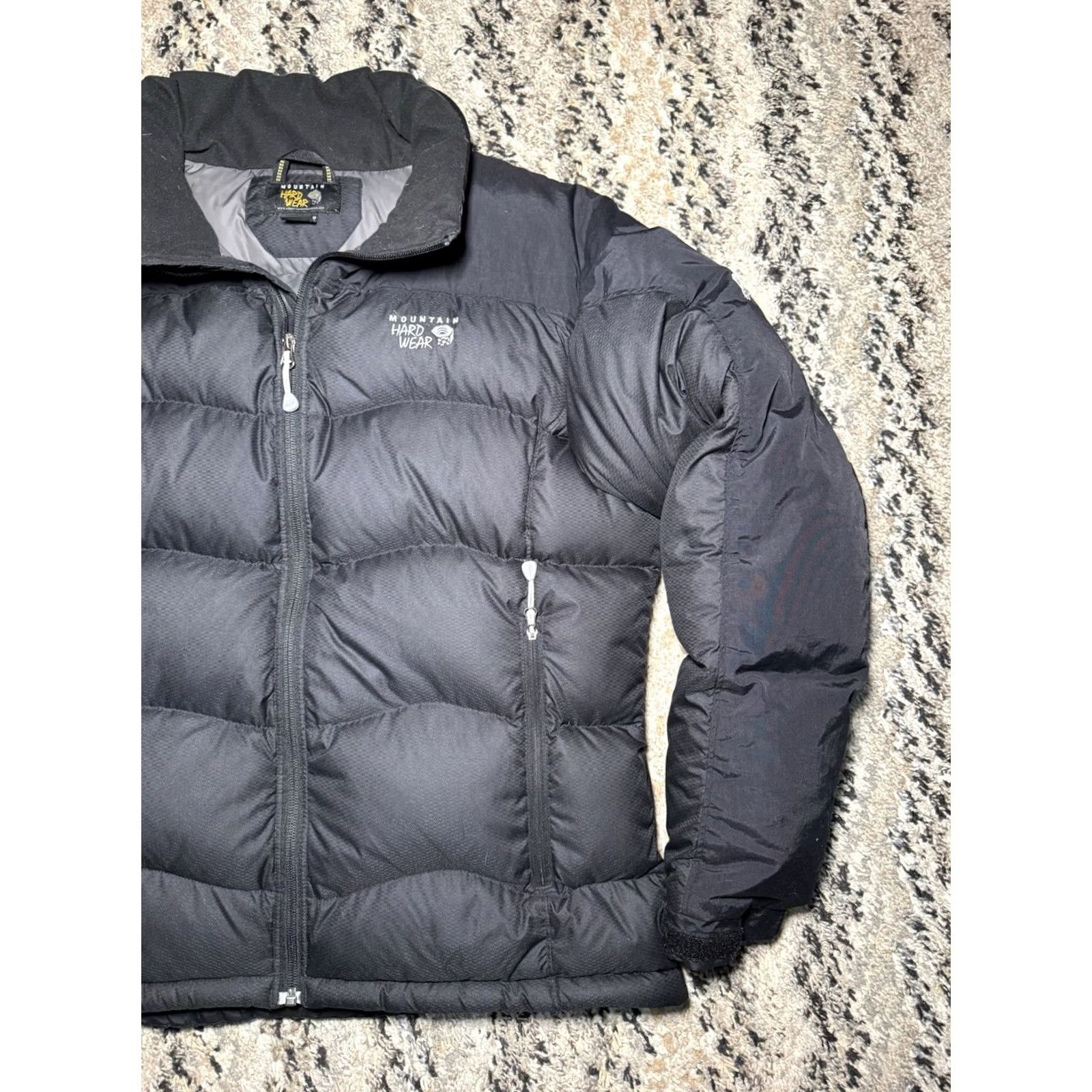 Mountain Hardwear VINTAGE Mountain Hardwear Jacket Womens L Black Puffer Down Gorpcore Coat Flaw On Right Pocket Size L / US 10 / IT 46 - 2 Thumbnail