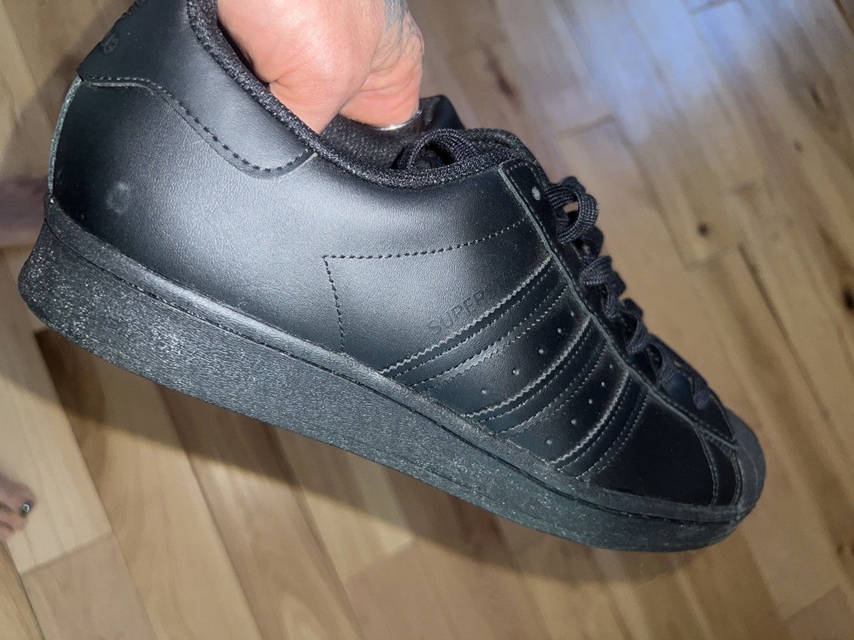 Adidas adidas super stars Size US 12 / EU 45 - 8 Thumbnail