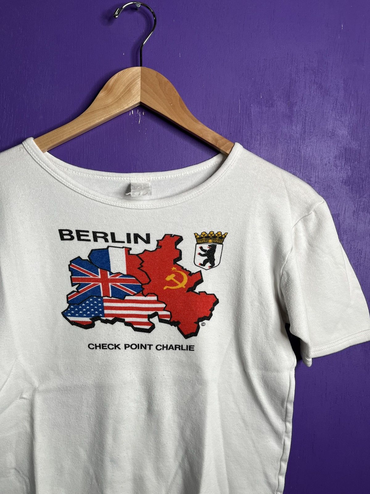 Vintage Vintage 70s Berlin checkpoint Charlie t-shirt Size M / US 6-8 / IT 42-44 - 3 Thumbnail