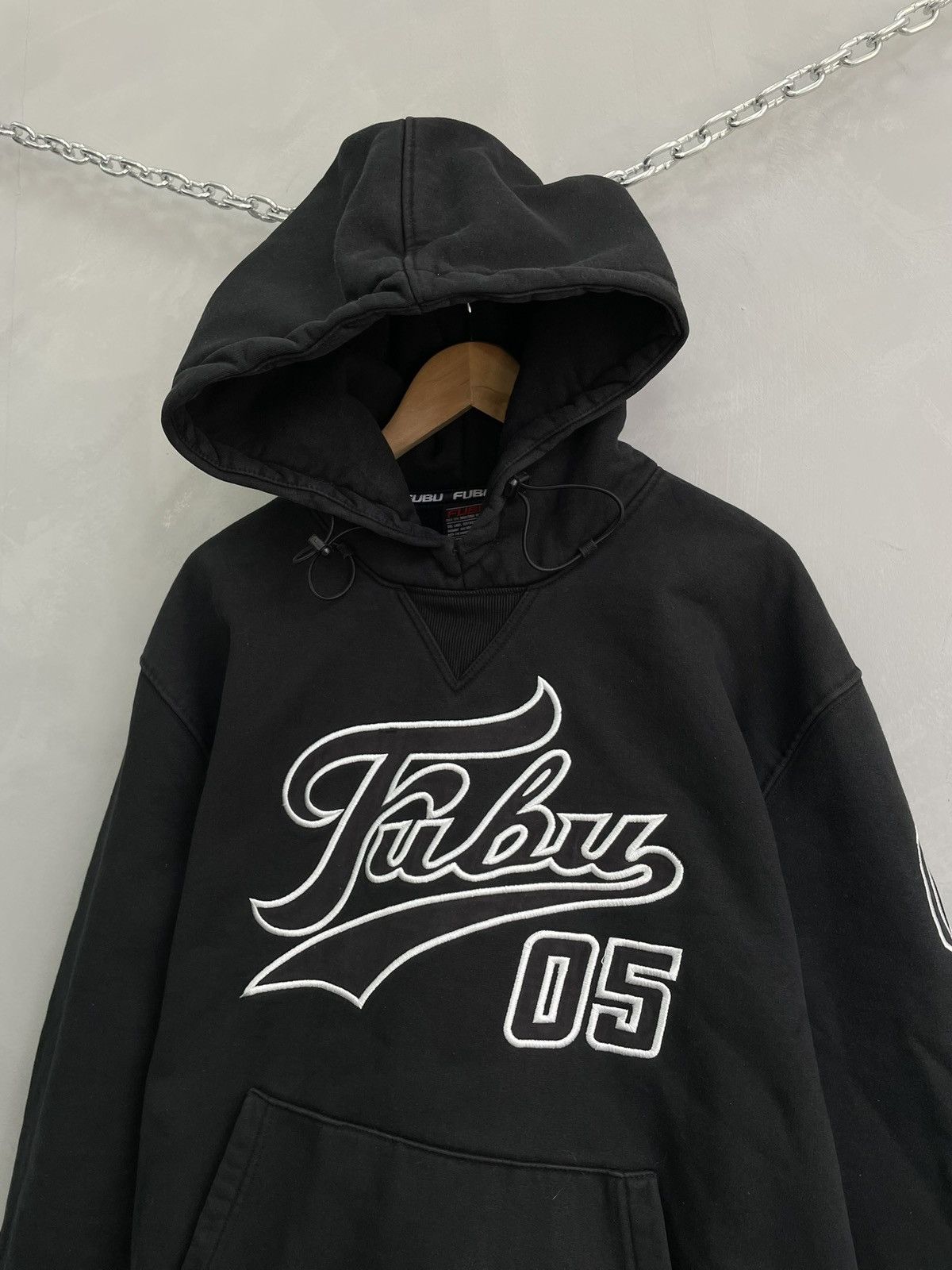Fubu Fubu big logo skater rap hoodie sk8 carhartt style Size US L / EU 52-54 / 3 - 2 Thumbnail