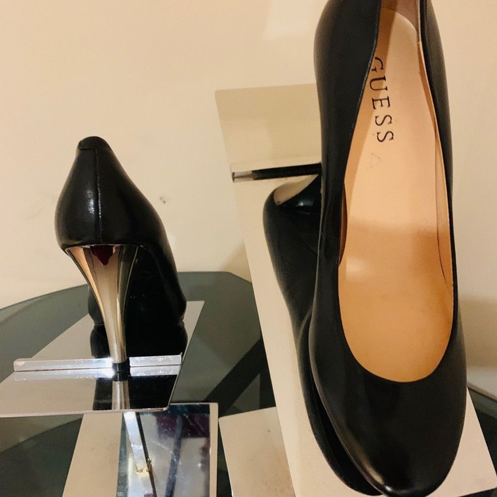 Guess Guess black pumps size 6 Size US 6 / IT 36 - 2 Thumbnail