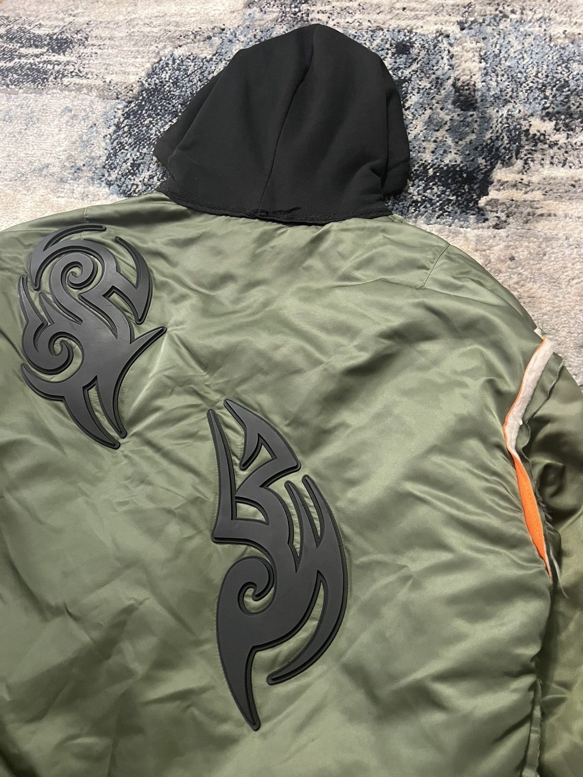 Alpha Industries × Vetements Vetements Alpha Industries AW19 Tribal Bomber Jacket Size US XS / EU 42 / 0 - 6 Thumbnail