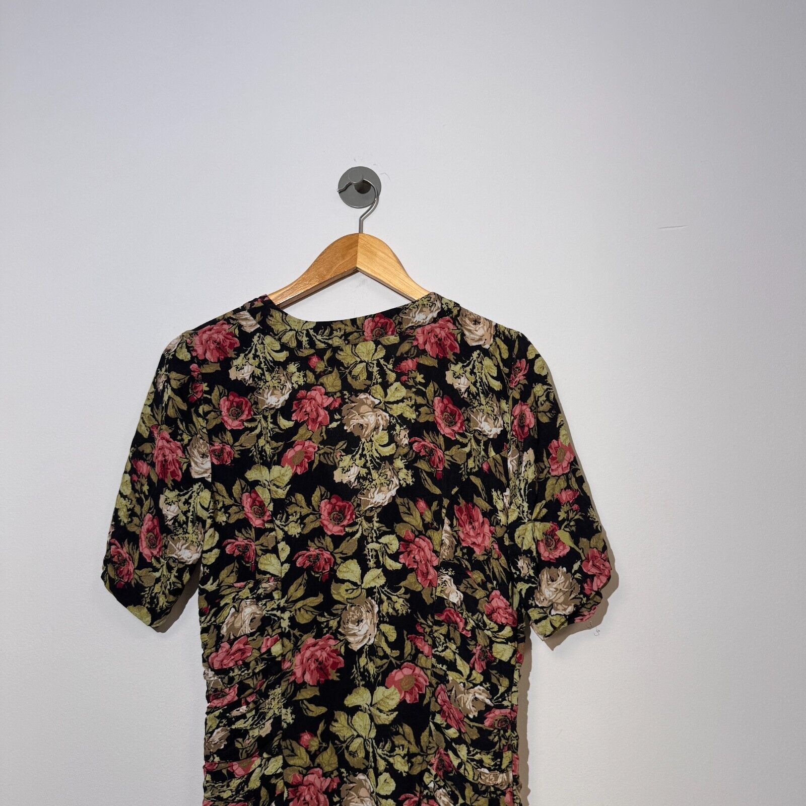 Ganni × Vintage Ganni Green Black Viscose Dress Size S Floral Pattern 90s Size S / US 4 / IT 40 - 17 Thumbnail