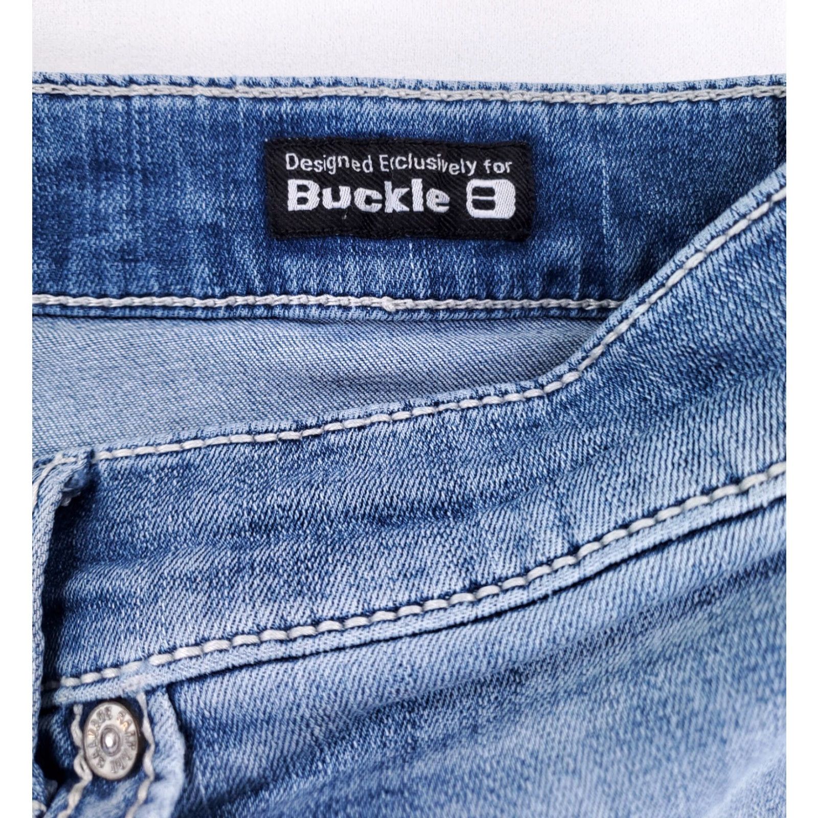 Vintage **SALVAGE MAYHEM STRAIGHT DISTRESSED JEANS MENS 37 R (31 INSEAM)** User: SALVAGE MAYHEM STRAIGHT DISTRESSED JEANS MENS 37 R (31 INSEAM) Size US 37 - 4 Thumbnail