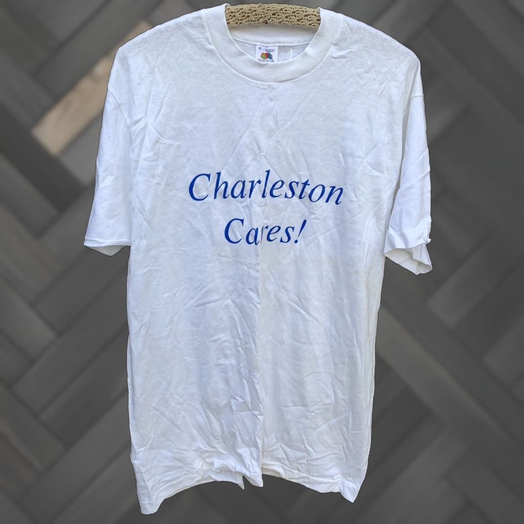 Fruit Of The Loom VINTAGE Charleston Cares I’m an EF Environmental Friend T-Shirt Size XL Men White Cotton Jersey Short Sleeve Graphic Print Size US XL / EU 56 / 4 - 1 Thumbnail