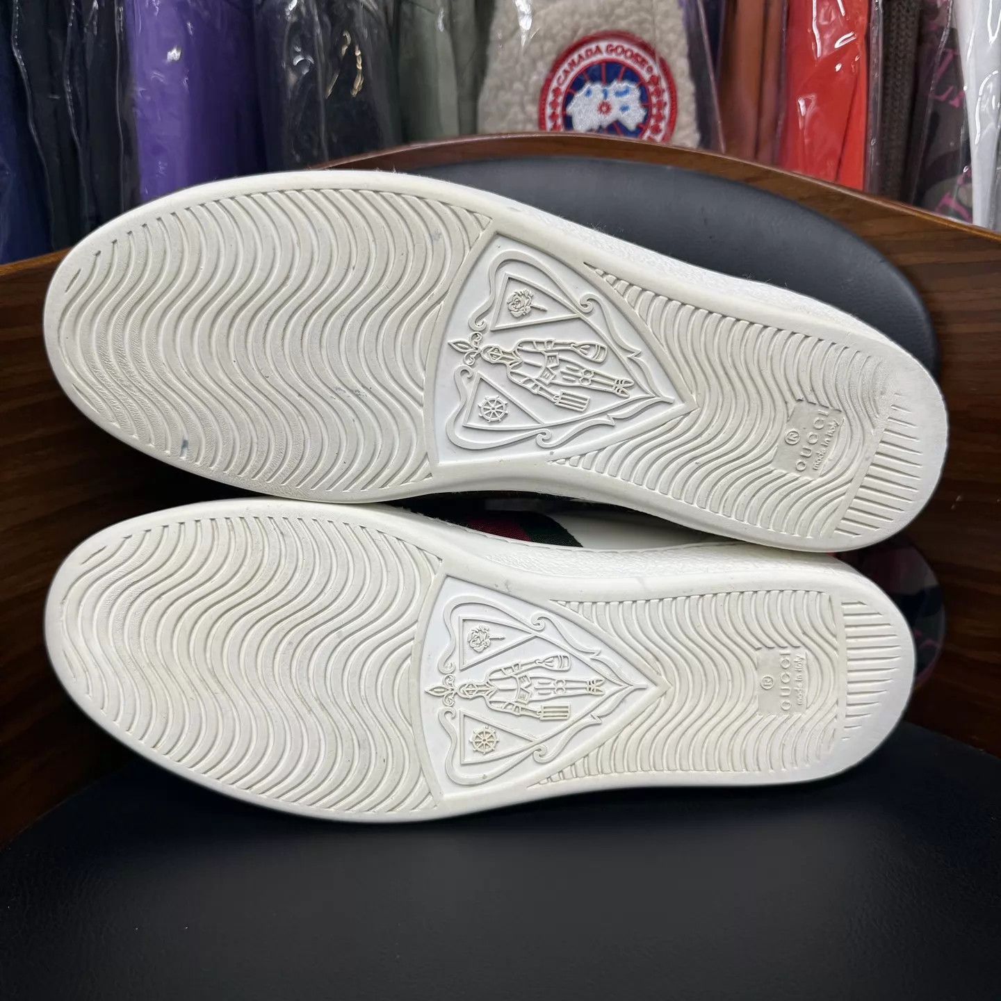 Gucci Gucci ACE White Bee Embroidered Sneaker 8.5 Size US 9.5 / EU 42-43 - 9 Thumbnail