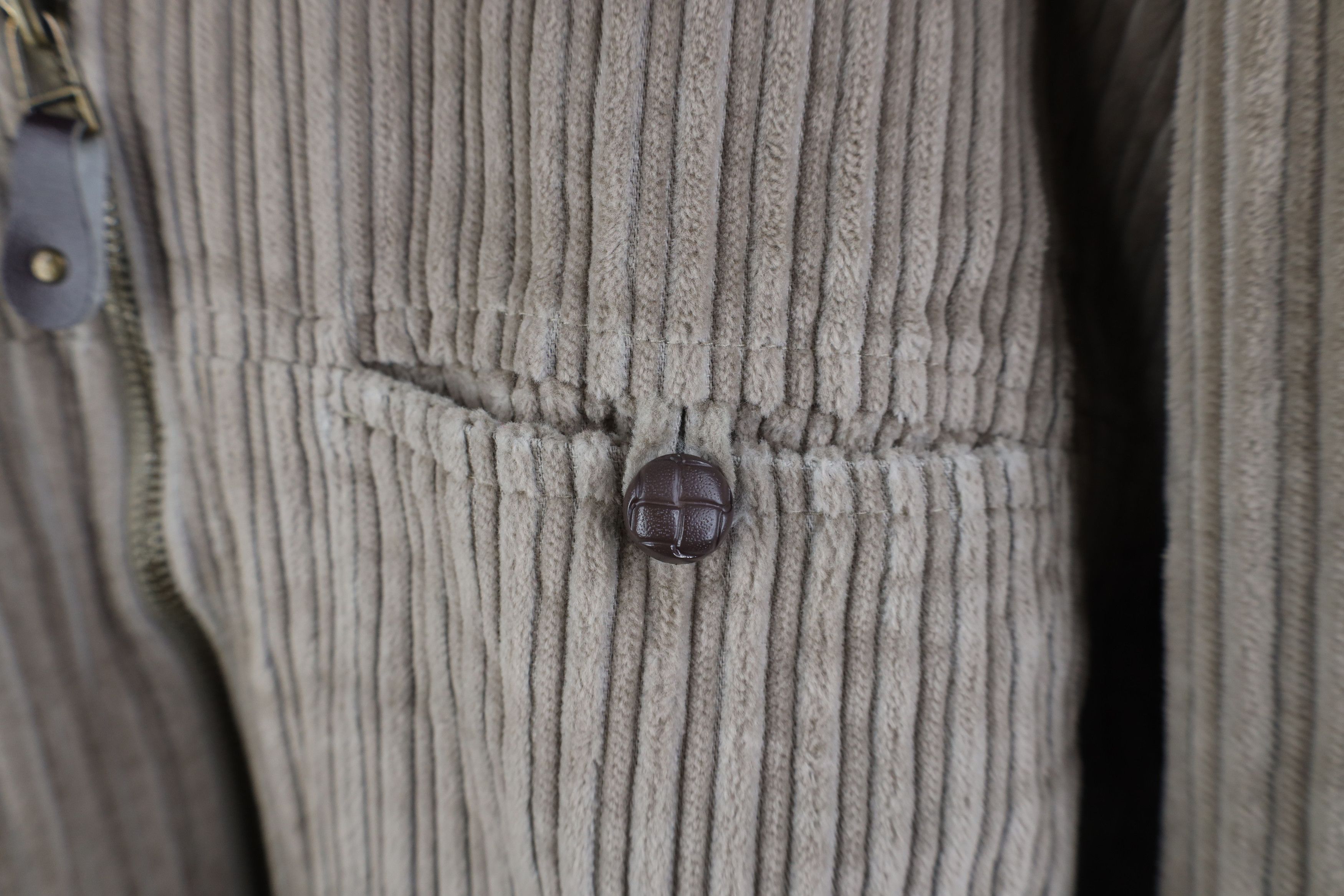 Vintage Vintage 90s Streetwear Suede Leather Collar Corduroy Jacket Size L / US 10 / IT 46 - 9 Thumbnail
