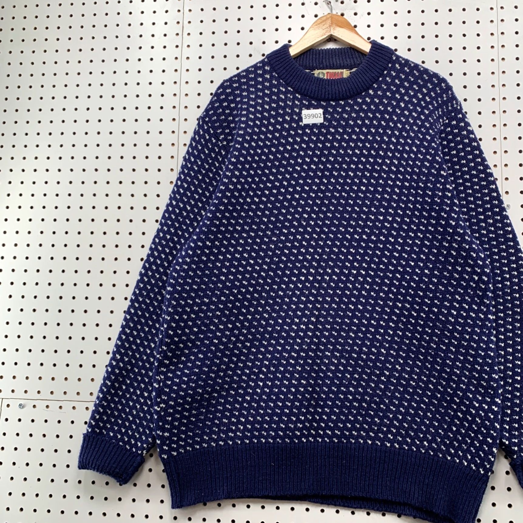 Vintage VINTAGE 90s Tuxan Mens Knit Sweater 2XL Long Sleeve Crew Neck Heavyweight Blue Acrylic Pullover US Made Size US XXL / EU 58 / 5 - 5 Thumbnail