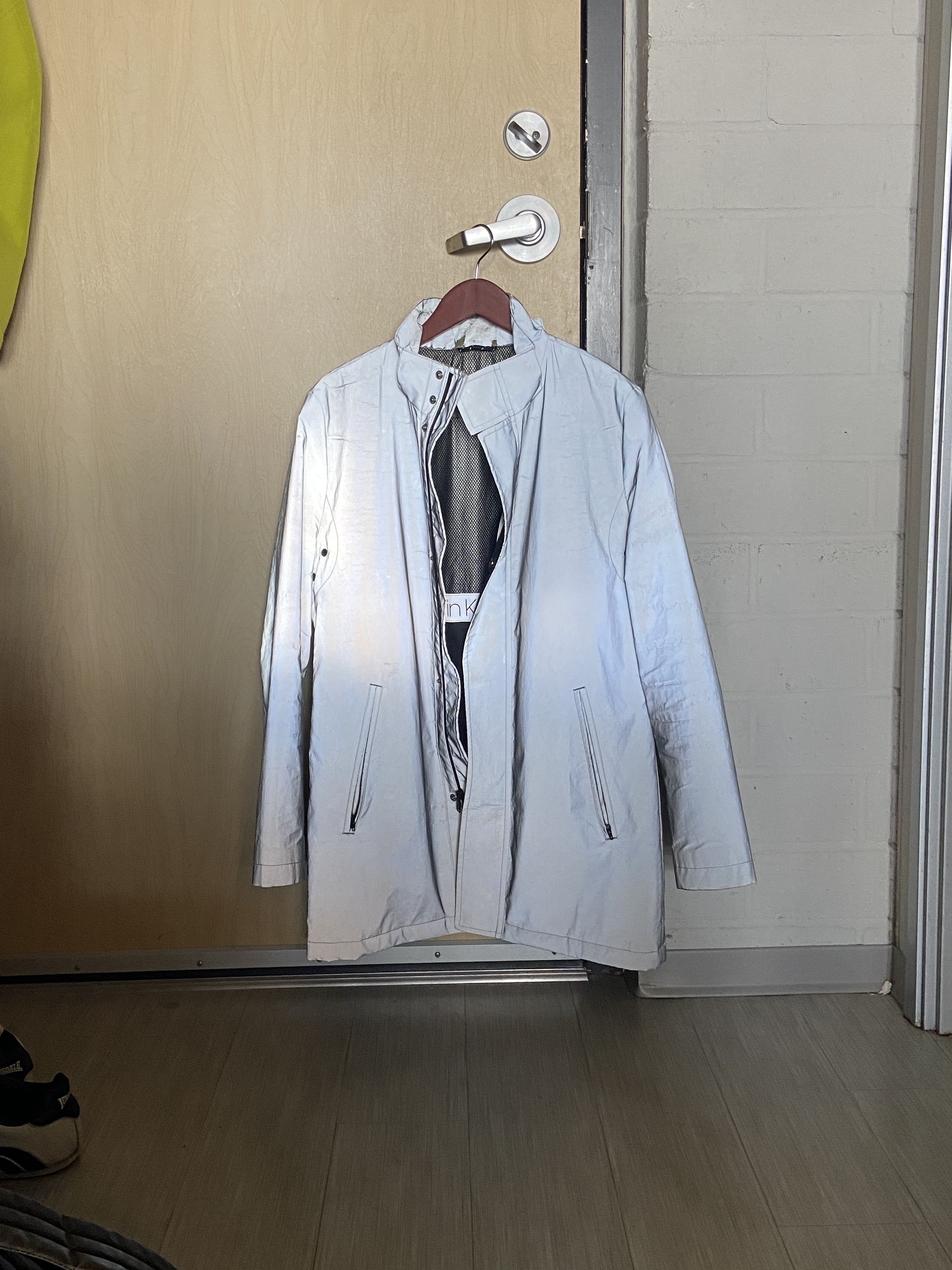 Calvin Klein Calvin Klein Retroreflective Silver Rain Coat Size US S / EU 44-46 / 1 - 8 Thumbnail
