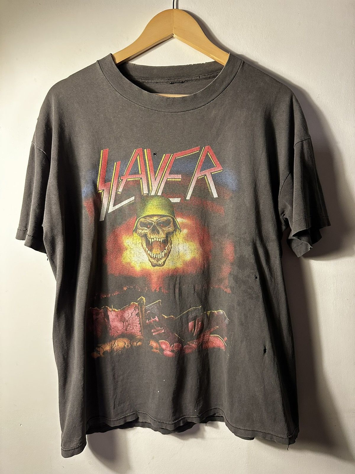 Slayer Vintage 1993 Slayer Tour Tee L Faded Size US L / EU 52-54 / 3 - 1 Thumbnail