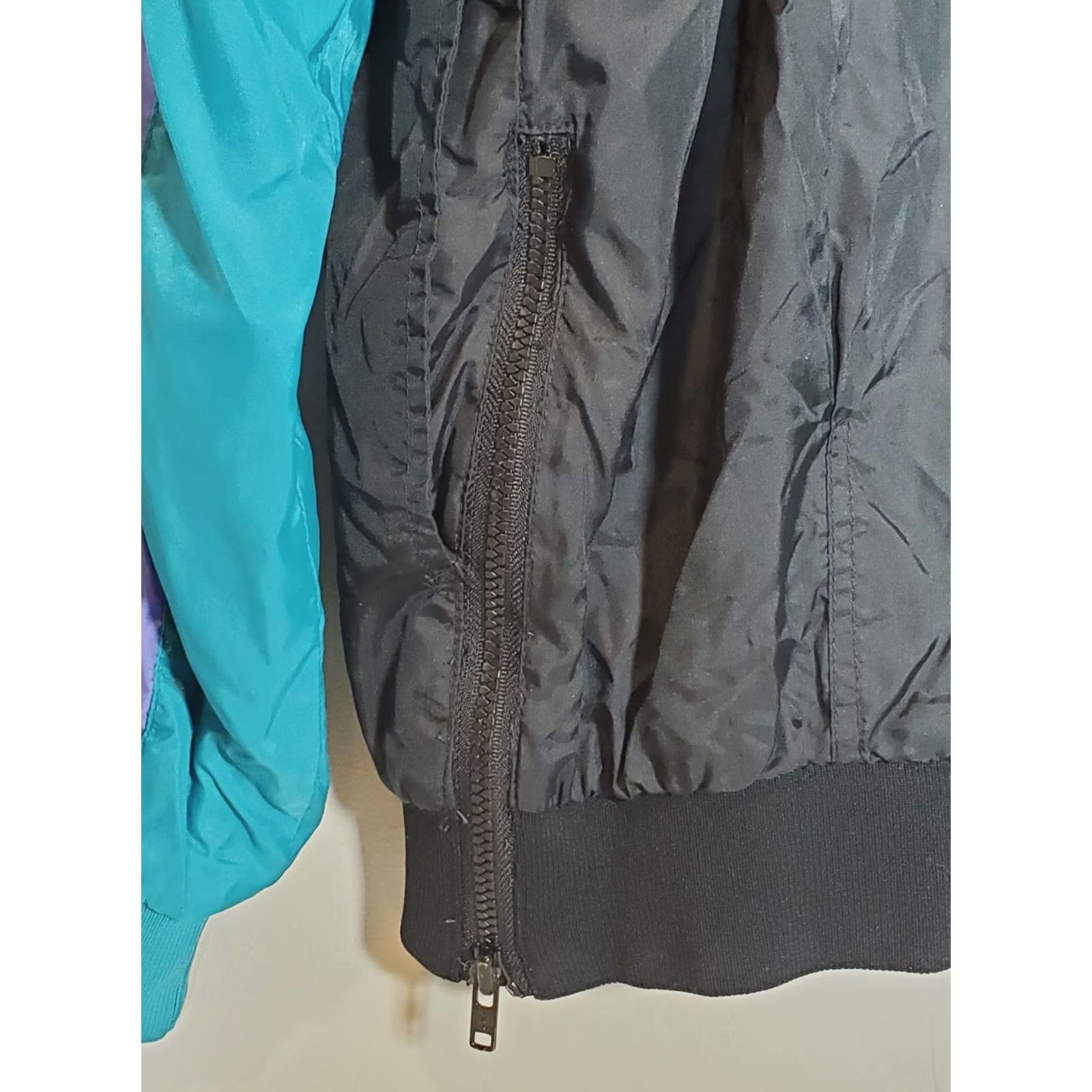 Nike VINTAGE Nike Windbreaker L Black VTG 1990s Pullover Teal Purple Embroidered Lined Adult Size US L / EU 52-54 / 3 - 5 Thumbnail