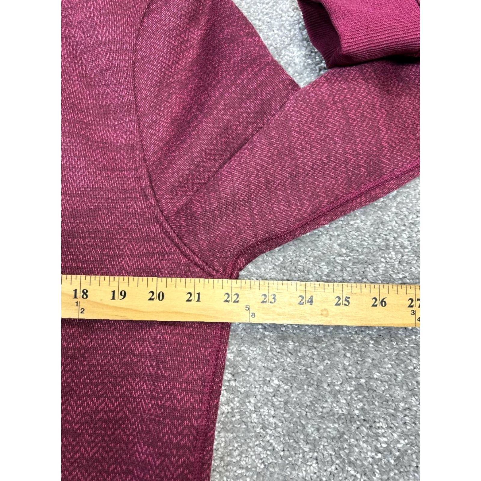 Under Armour Under Armour Storm Sweatshirt Womens Large Burgundy Coldgear Quarter Zip Size L / US 10 / IT 46 - 7 Thumbnail