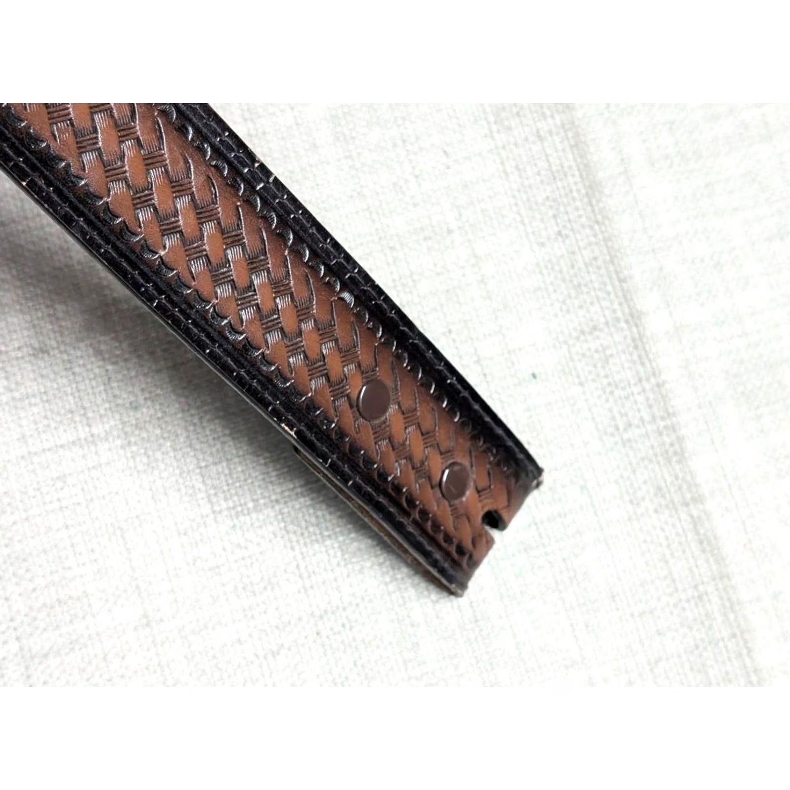 Vintage VINTAGE Western Belt belt basketweave 46 brown 1-1/2" tooled cowhide leather Mens Size 46 - 3 Thumbnail