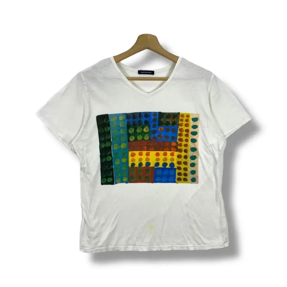 Japanese Brand URBAN RESEARCH Art Graphic V-Neck Tee Shirt Medium Size Size US M / EU 48-50 / 2 - 1 Thumbnail