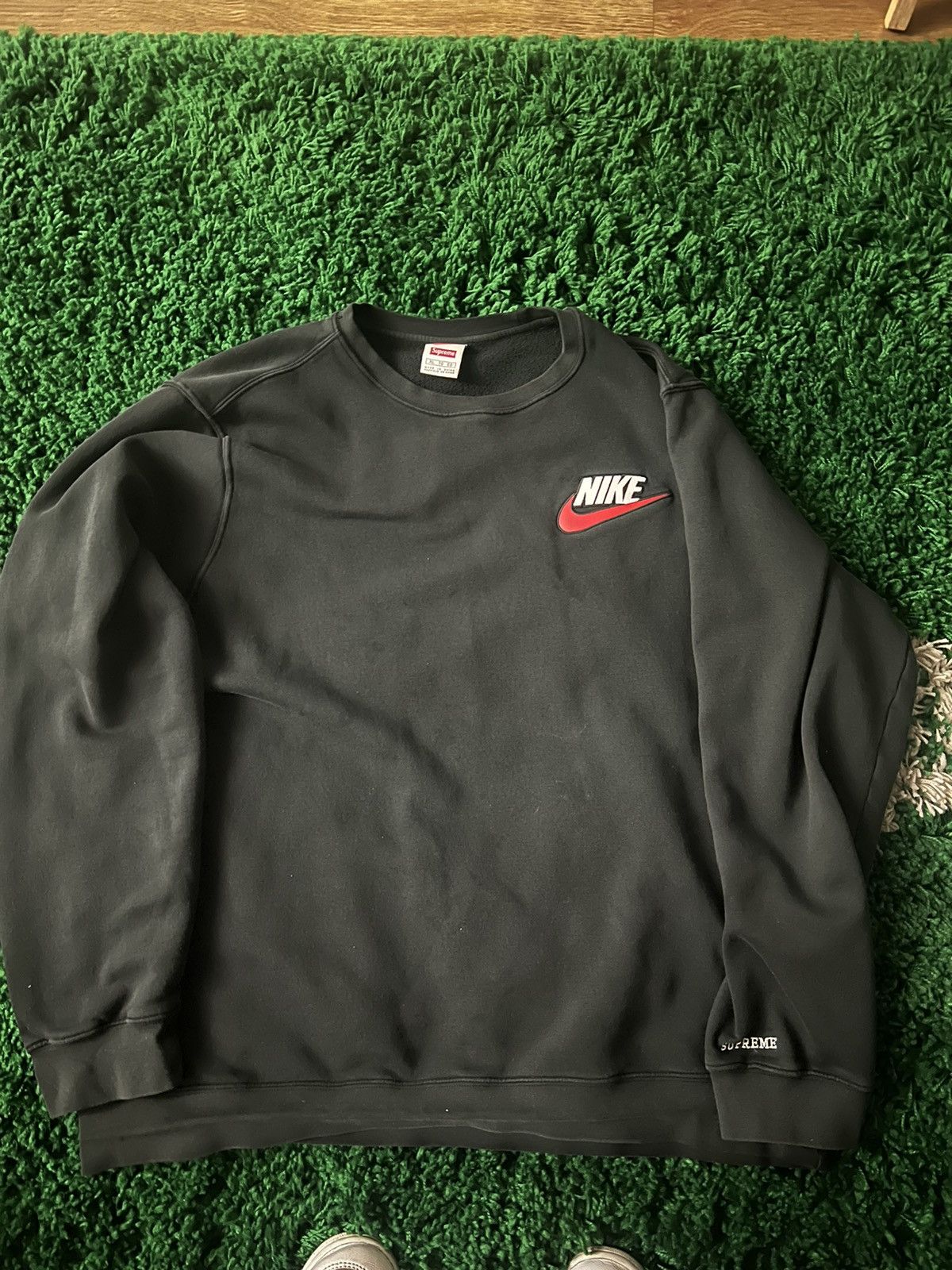 image of Sz XL Supreme X Nike Black Crewneck Red, Men's