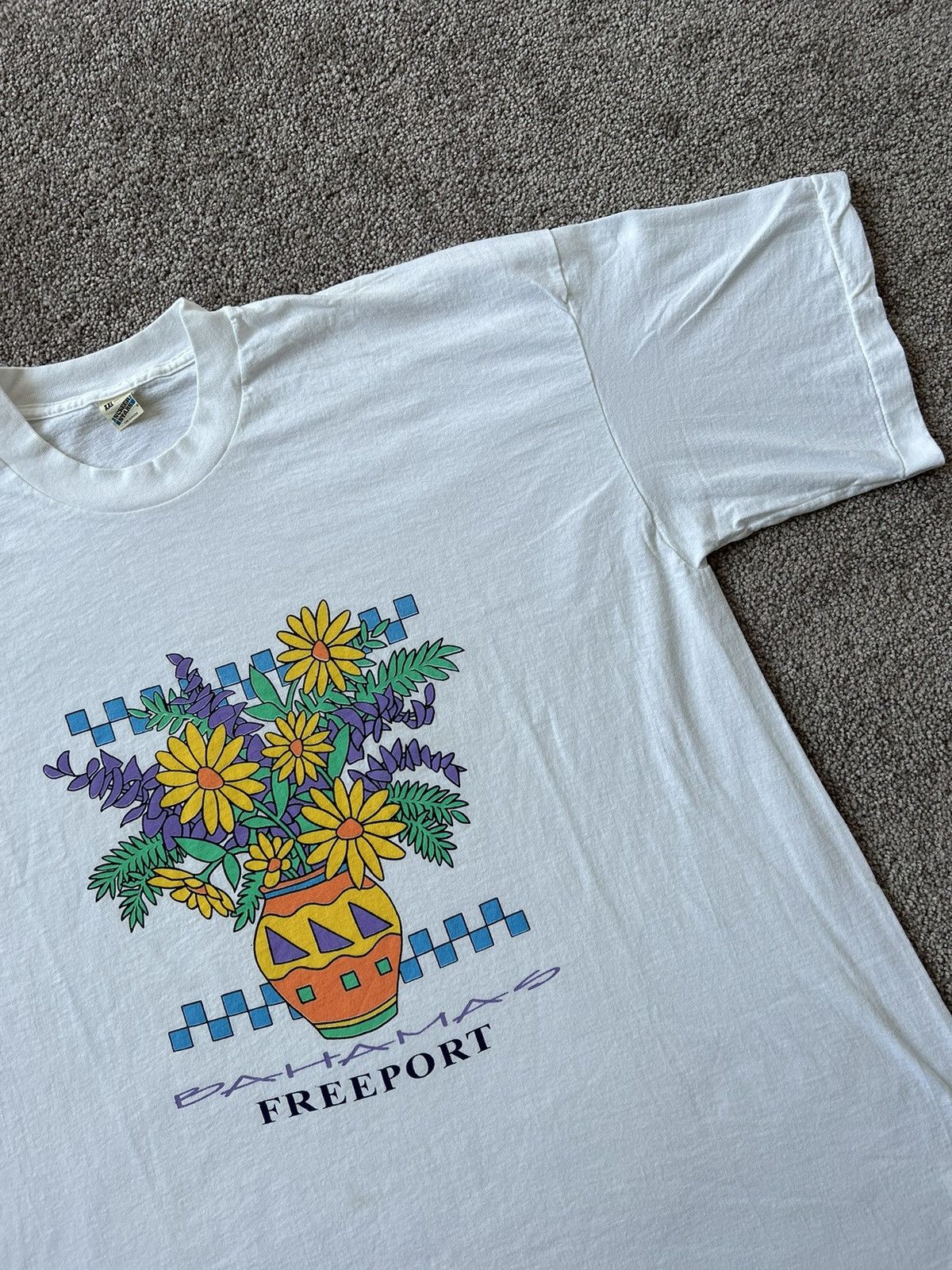 Vintage 1994 Single Stitch Bahamas Freeport Vacation Tee Size US XL / EU 56 / 4 - 2 Thumbnail