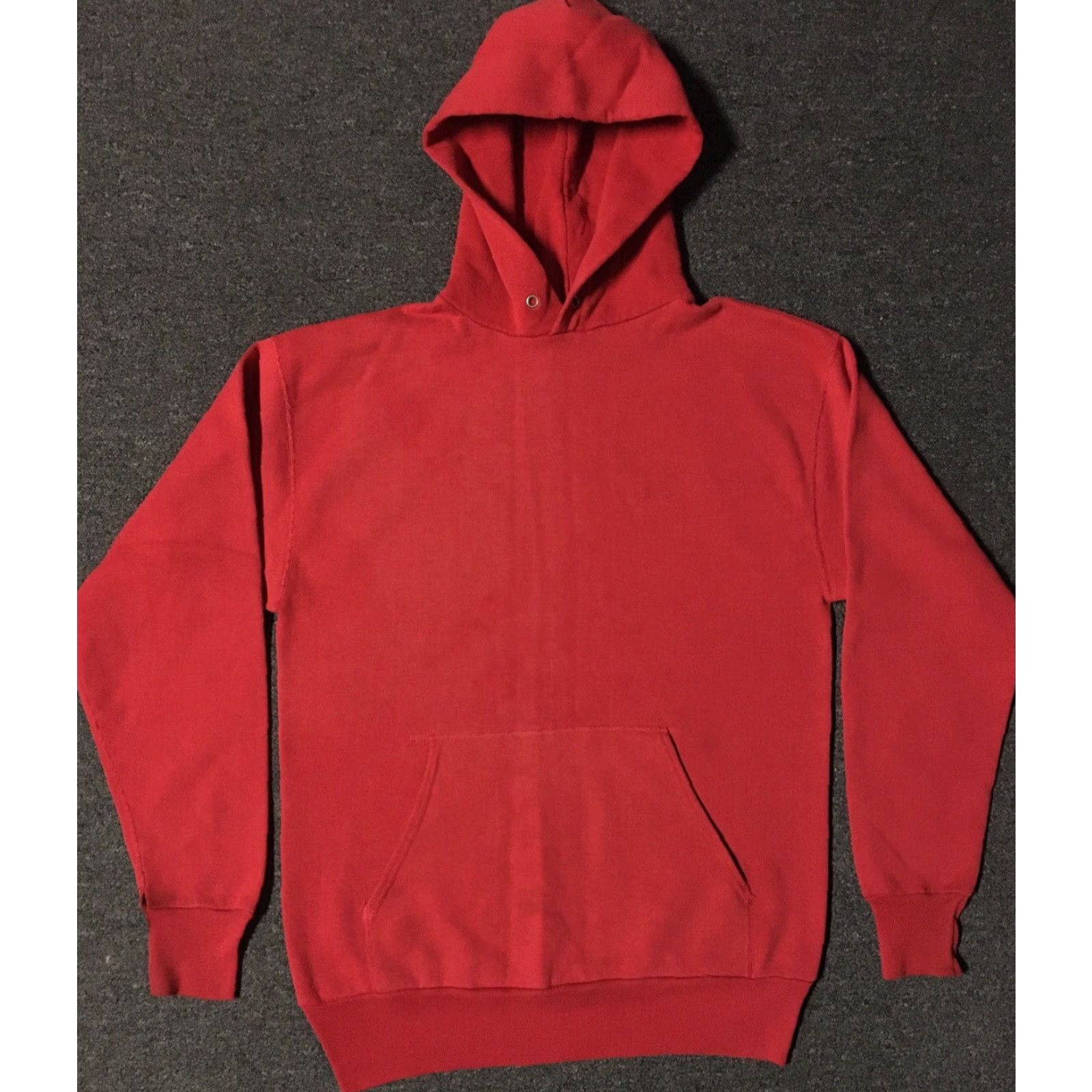 Vintage VINTAGE Medallion Hoodie Shirt Adult M Red 80s 90s Distressed Faded Vintage USA Track Punk Grunge Skate Surf Biker Punk Made in the USA Size US M / EU 48-50 / 2 - 2 Thumbnail