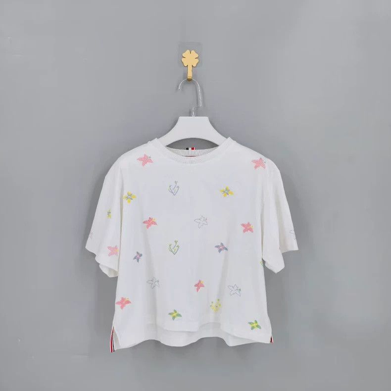 Thom Browne Thom Browne White Floral Embroidered Tee- dmc Size US M / EU 48-50 / 2 - 1 Thumbnail