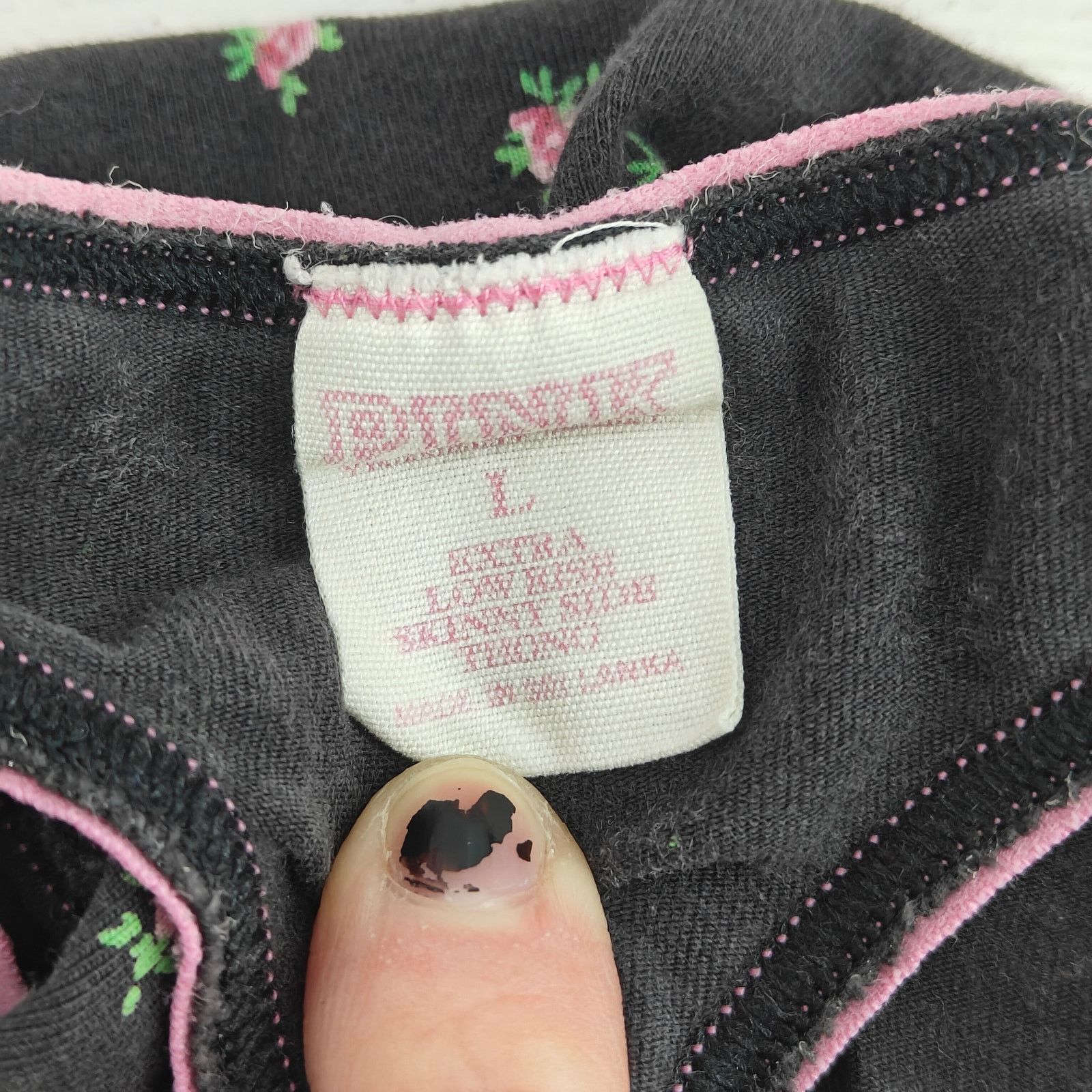 Victoria's Secret VTG Victoria Secret PINK Pink Rose Extra Low Cotton Thong Size ONE SIZE - 2 Thumbnail