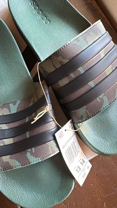 Adidas adidas Adilette Shower Slide 'Camo' Size 13 Sandals Men's Size US 13 / EU 46 - 5 Thumbnail
