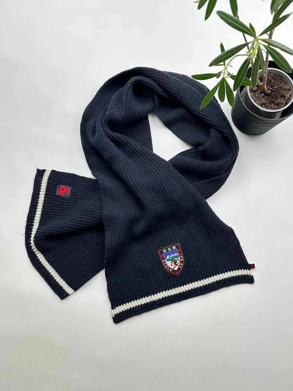 Dolce & Gabbana Dolce&Gabbana Vintage Big Wool Scarf (250) Size ONE SIZE - 1 Thumbnail